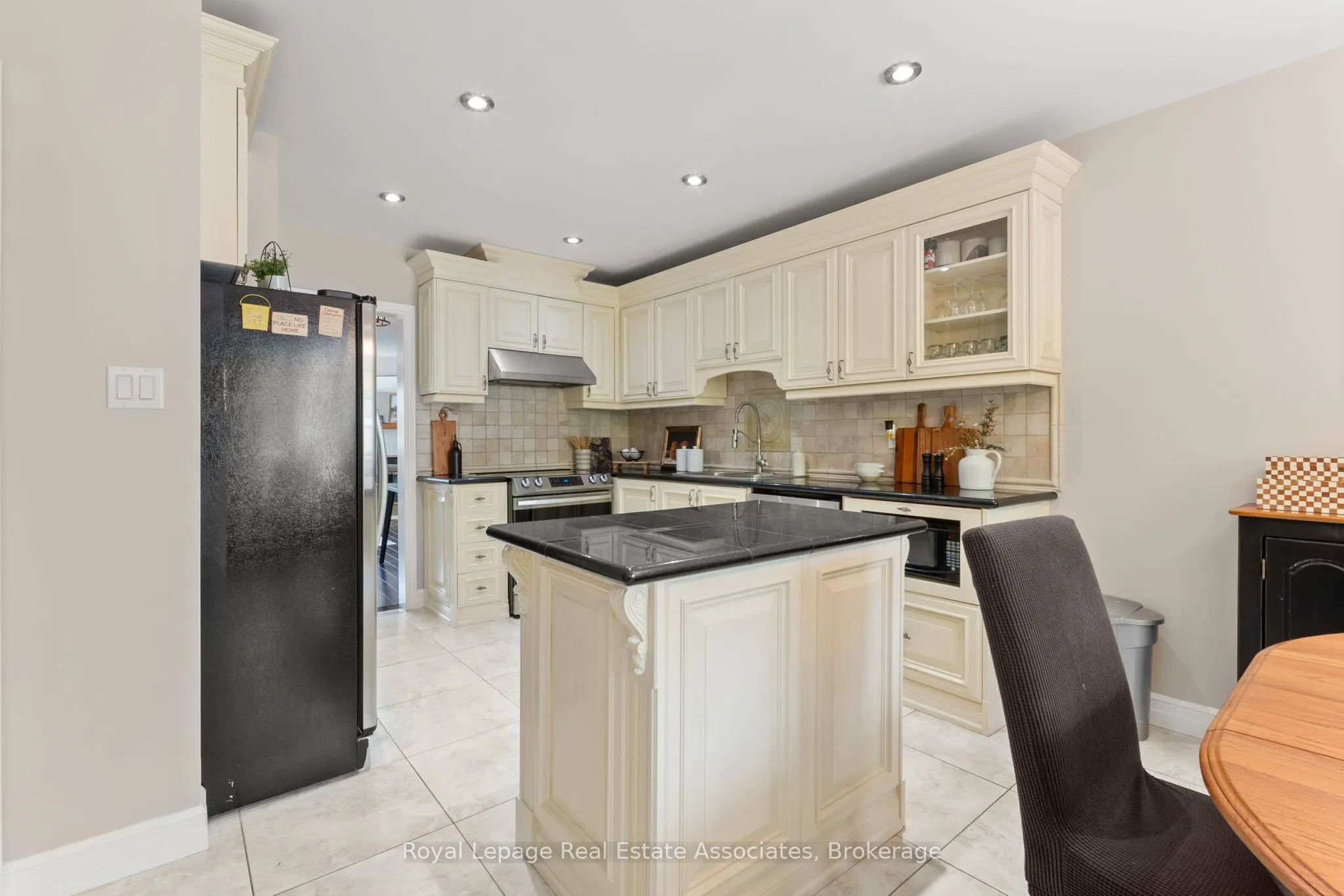 4605 Donegal Drive, #7