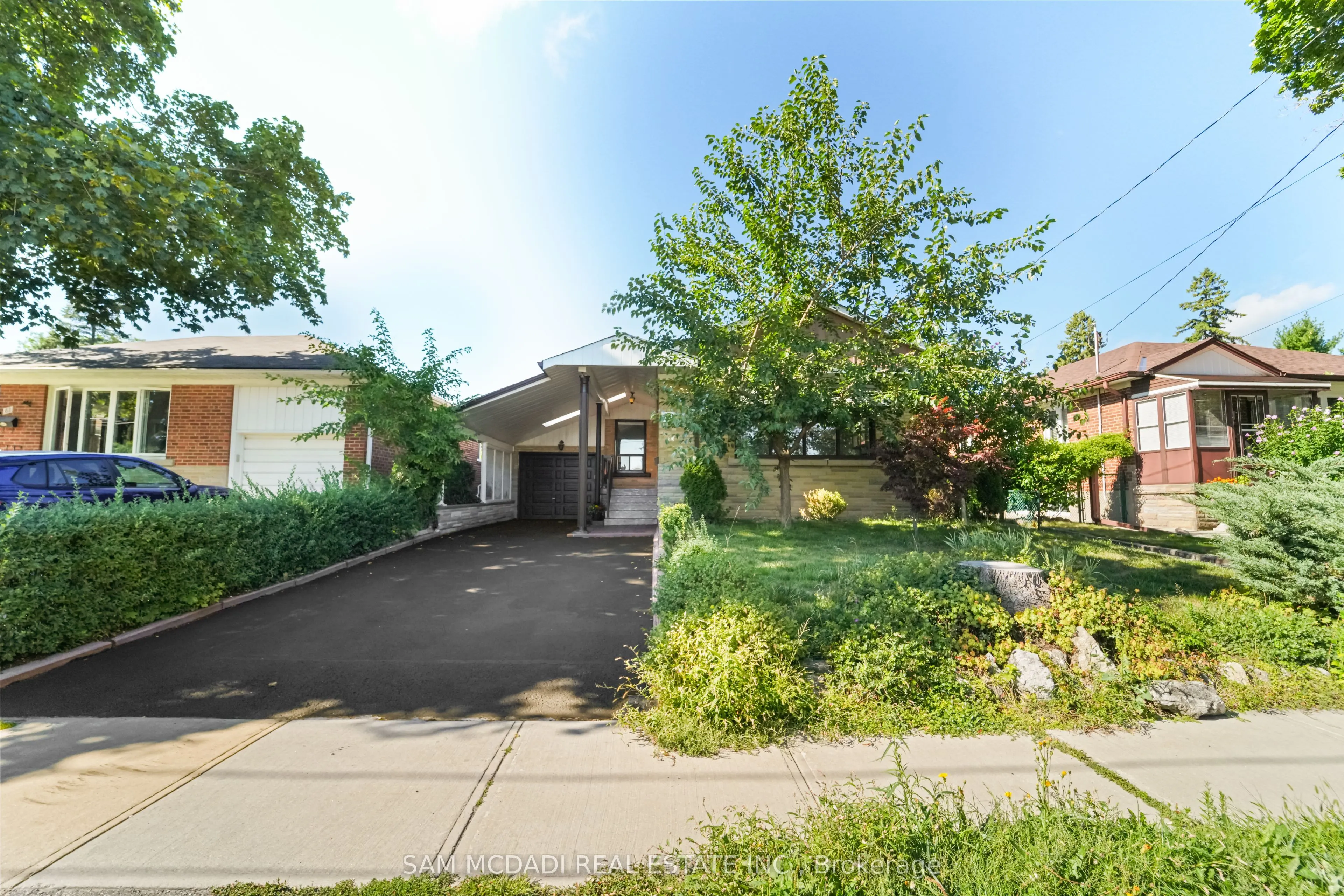 60 Greenfield Drive