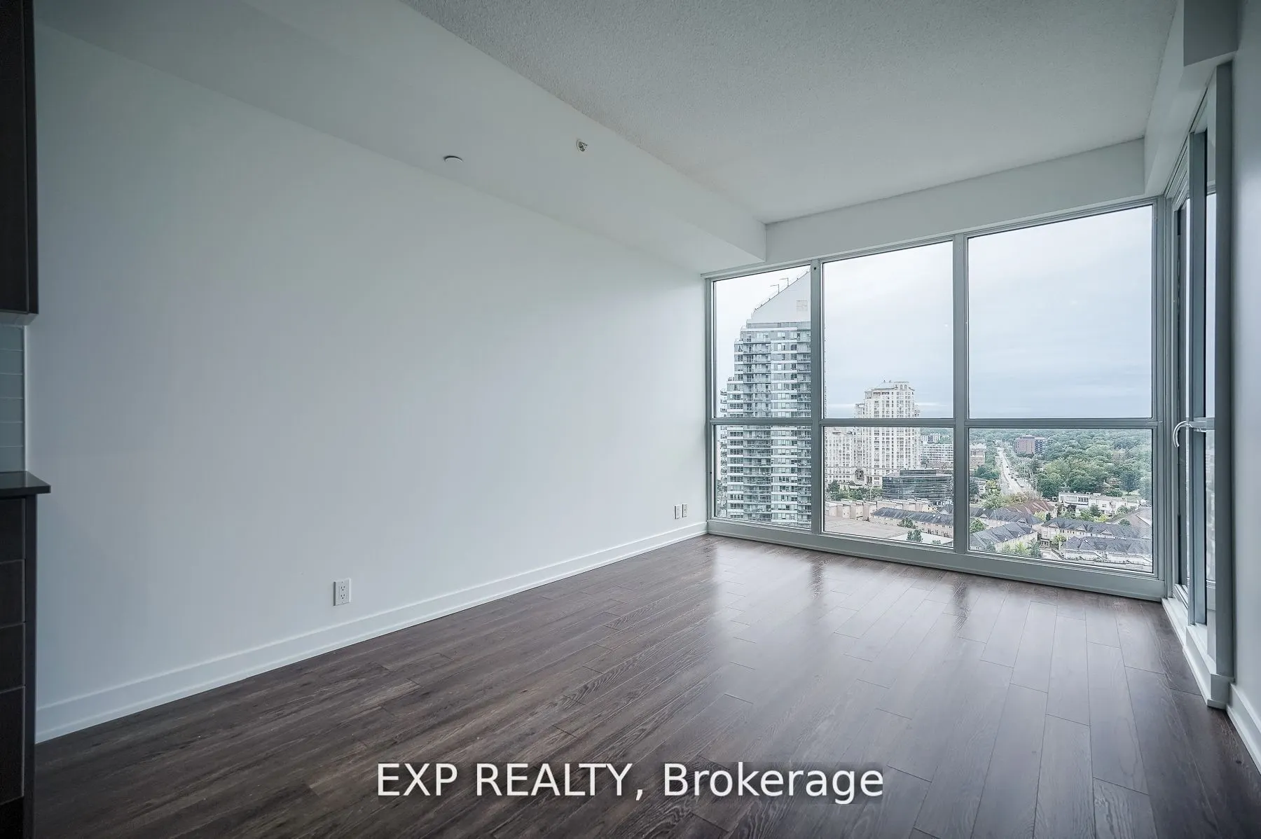 10 Park Lawn Road, #1902