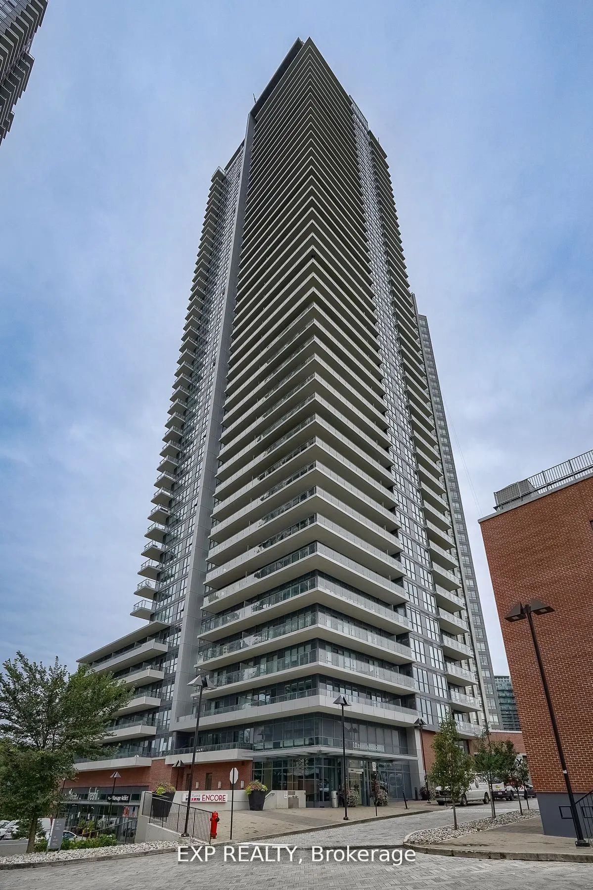 10 Park Lawn Road, #1902