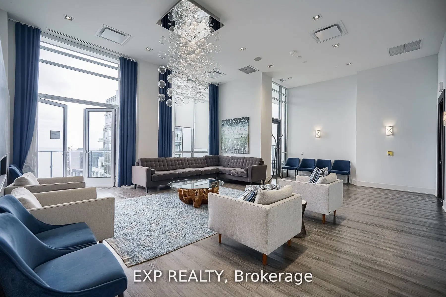 10 Park Lawn Road, #1902