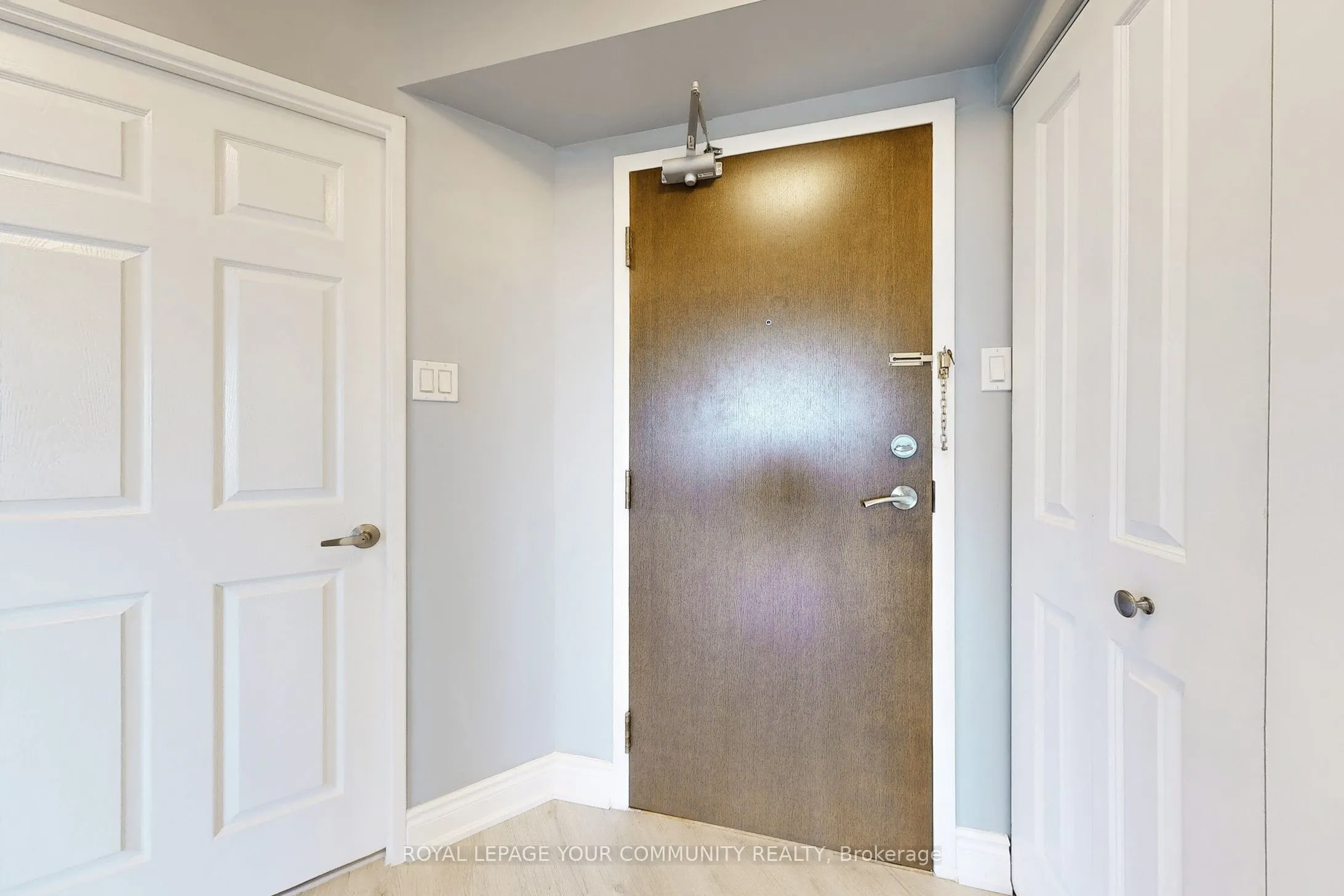 50 Kingsbridge Garden Circle, #603