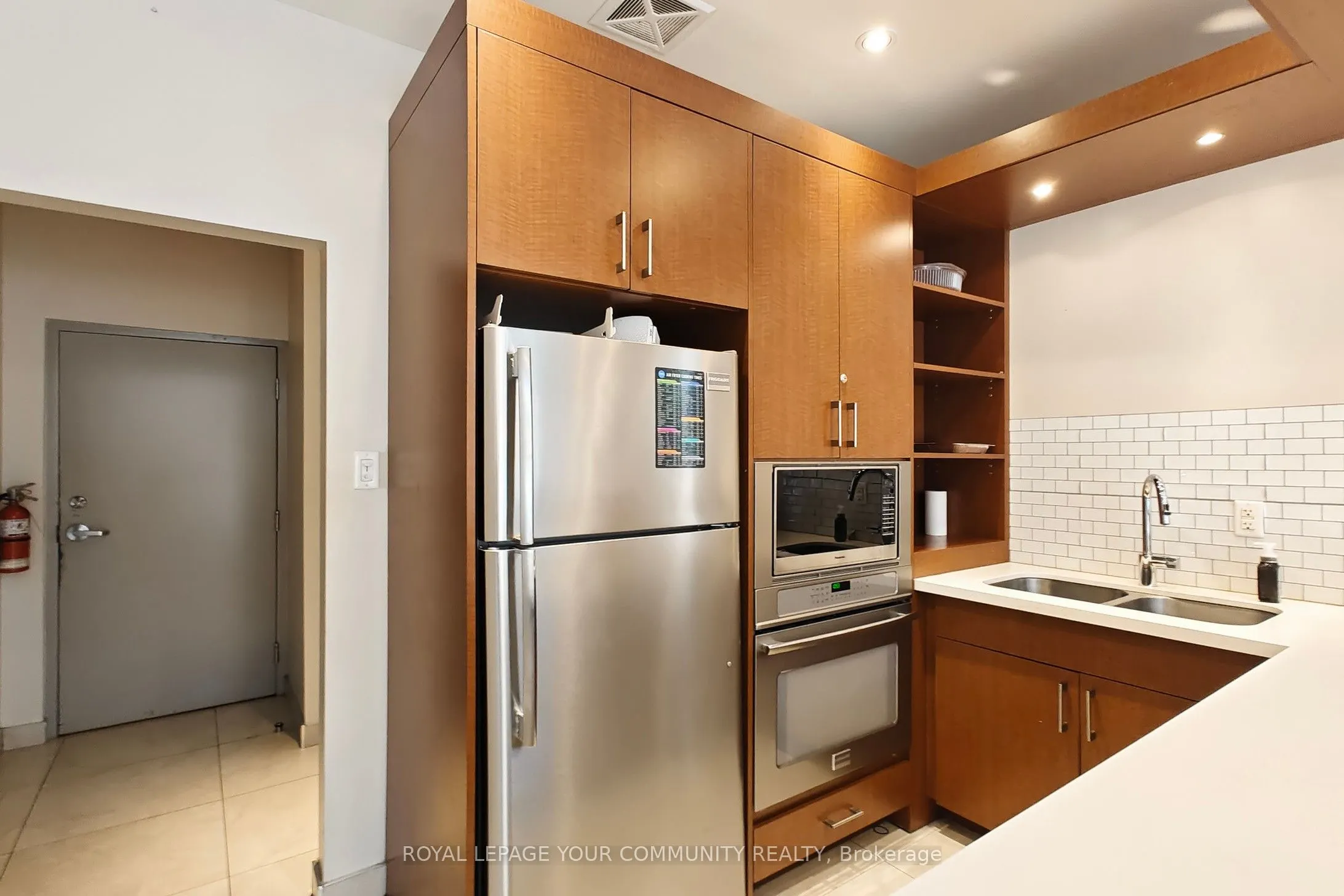 50 Kingsbridge Garden Circle, #603