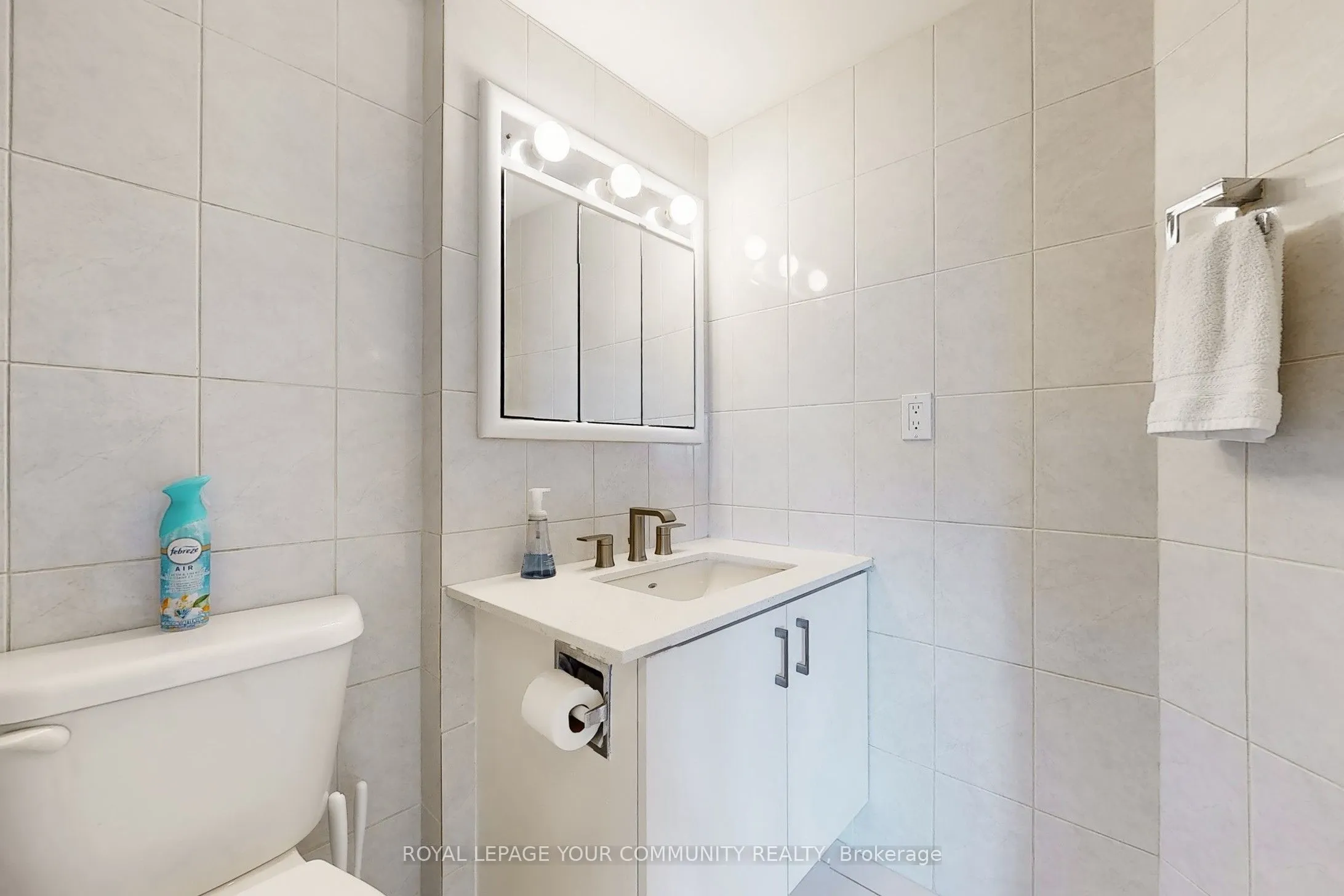 50 Kingsbridge Garden Circle, #603