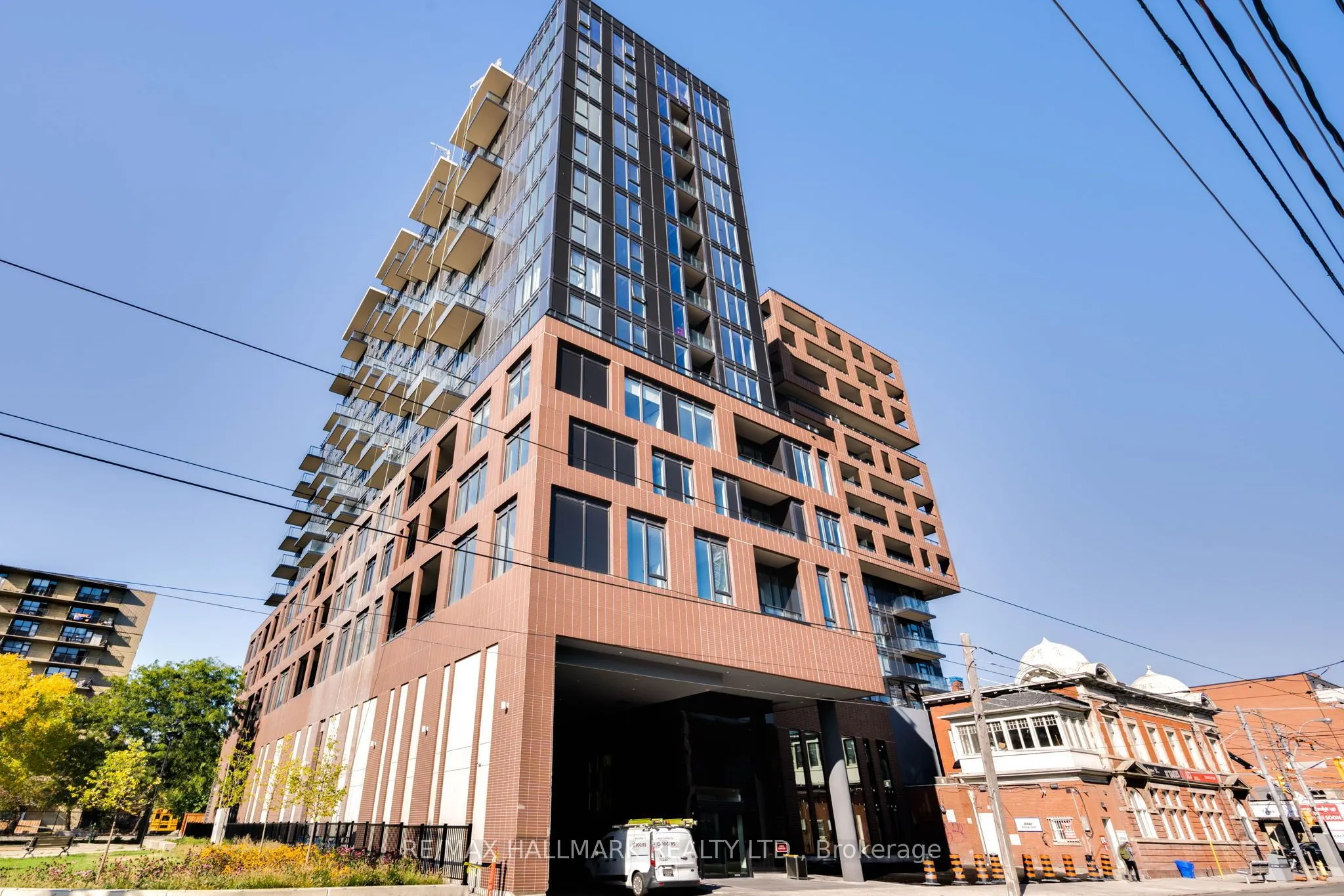 270 Dufferin Street W, #1208
