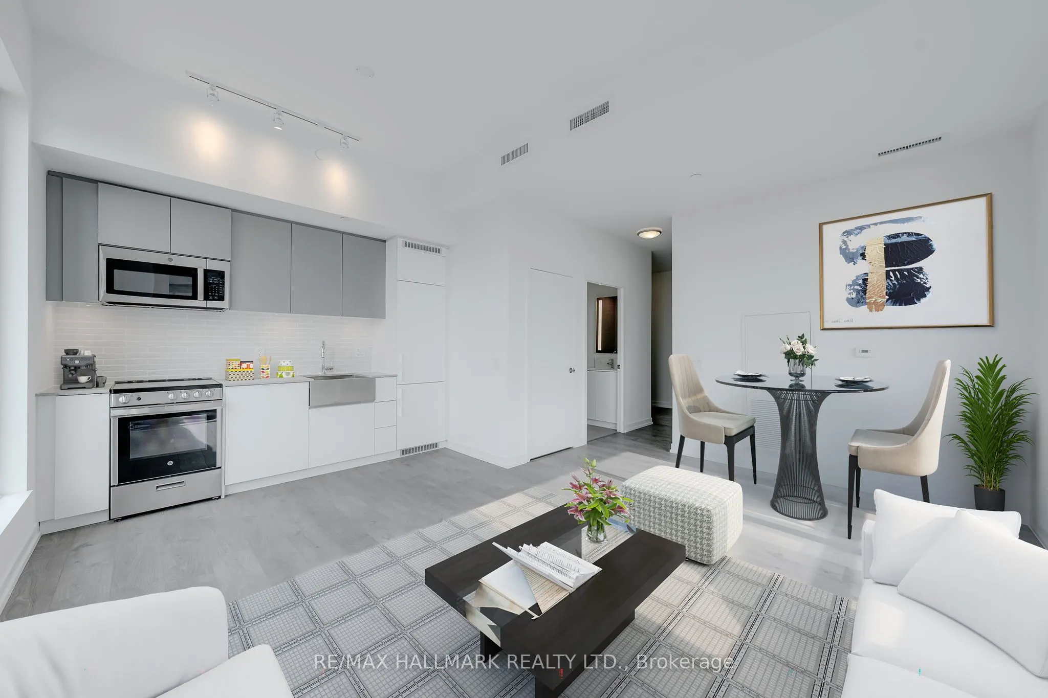 270 Dufferin Street W, #1208