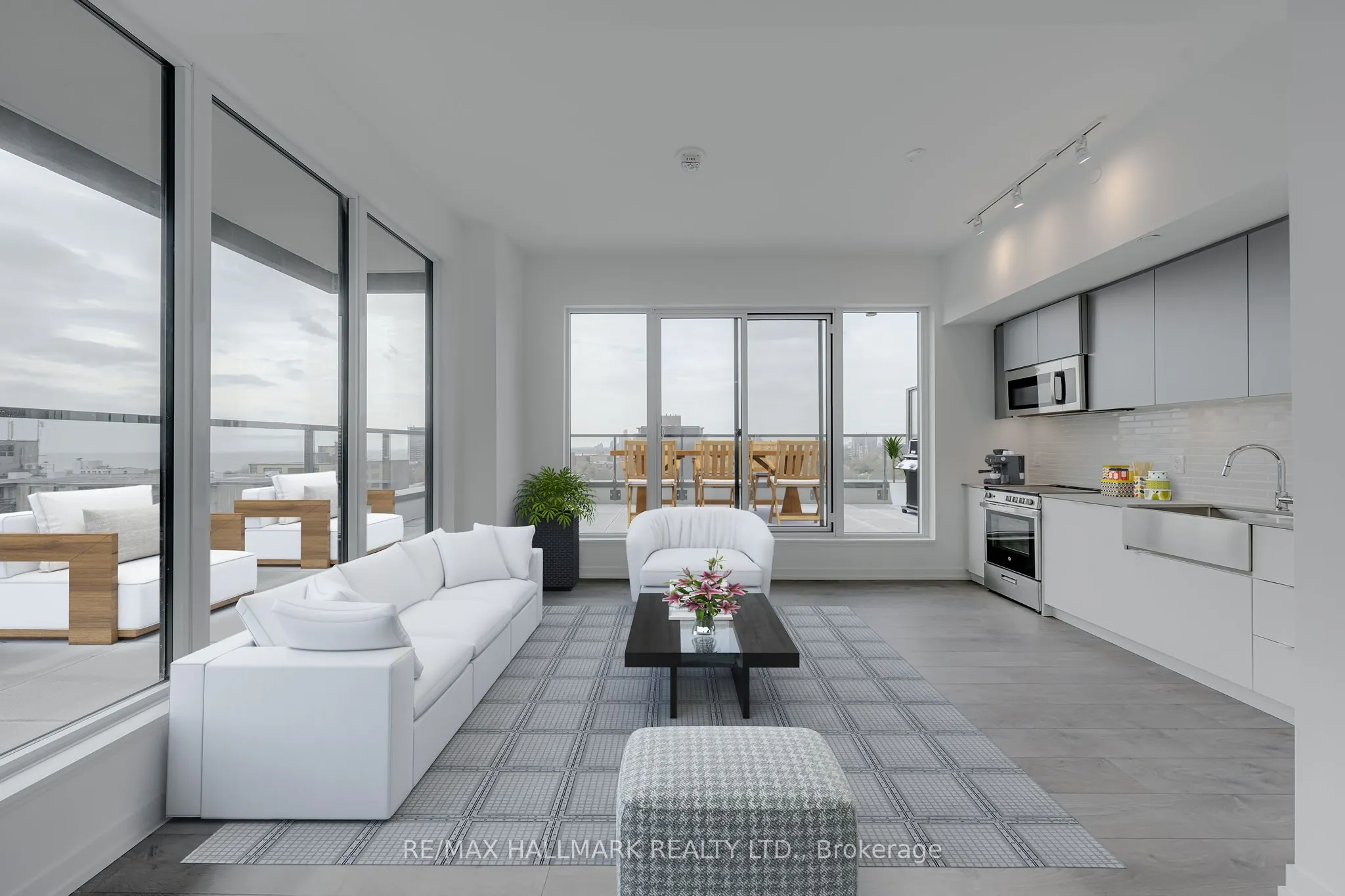 270 Dufferin Street W, #1208
