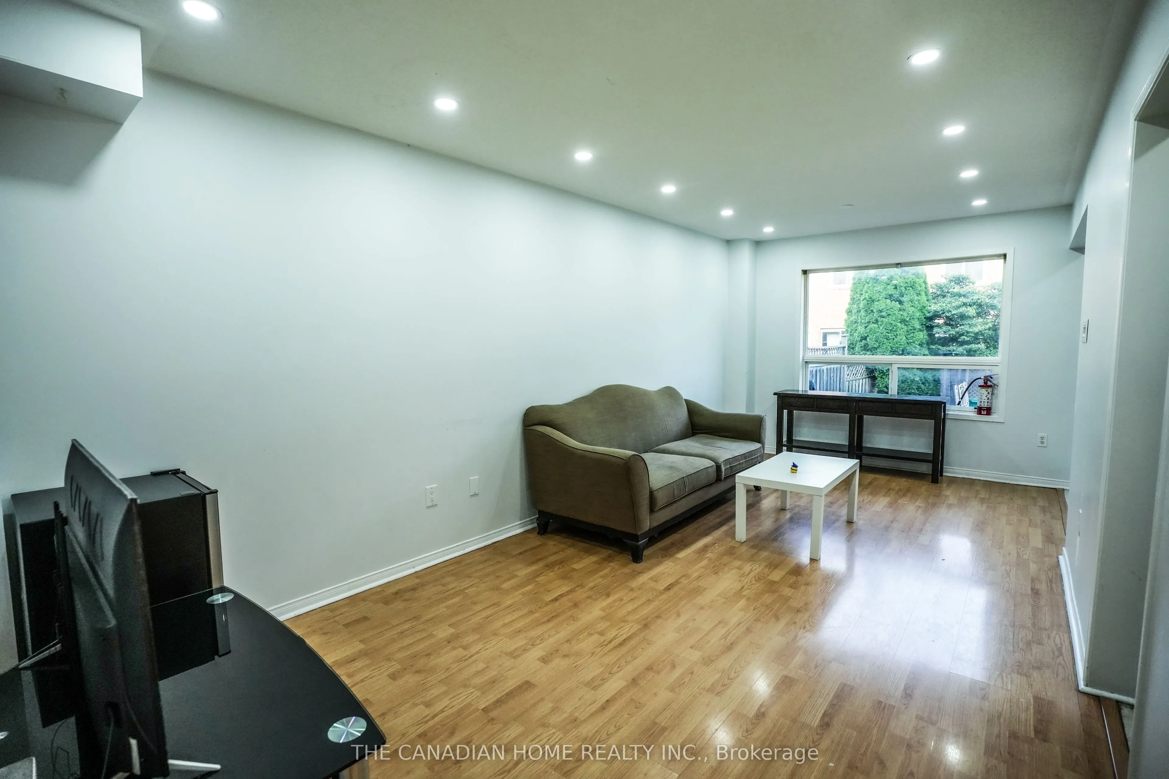 1 Kenwood Drive S, #61