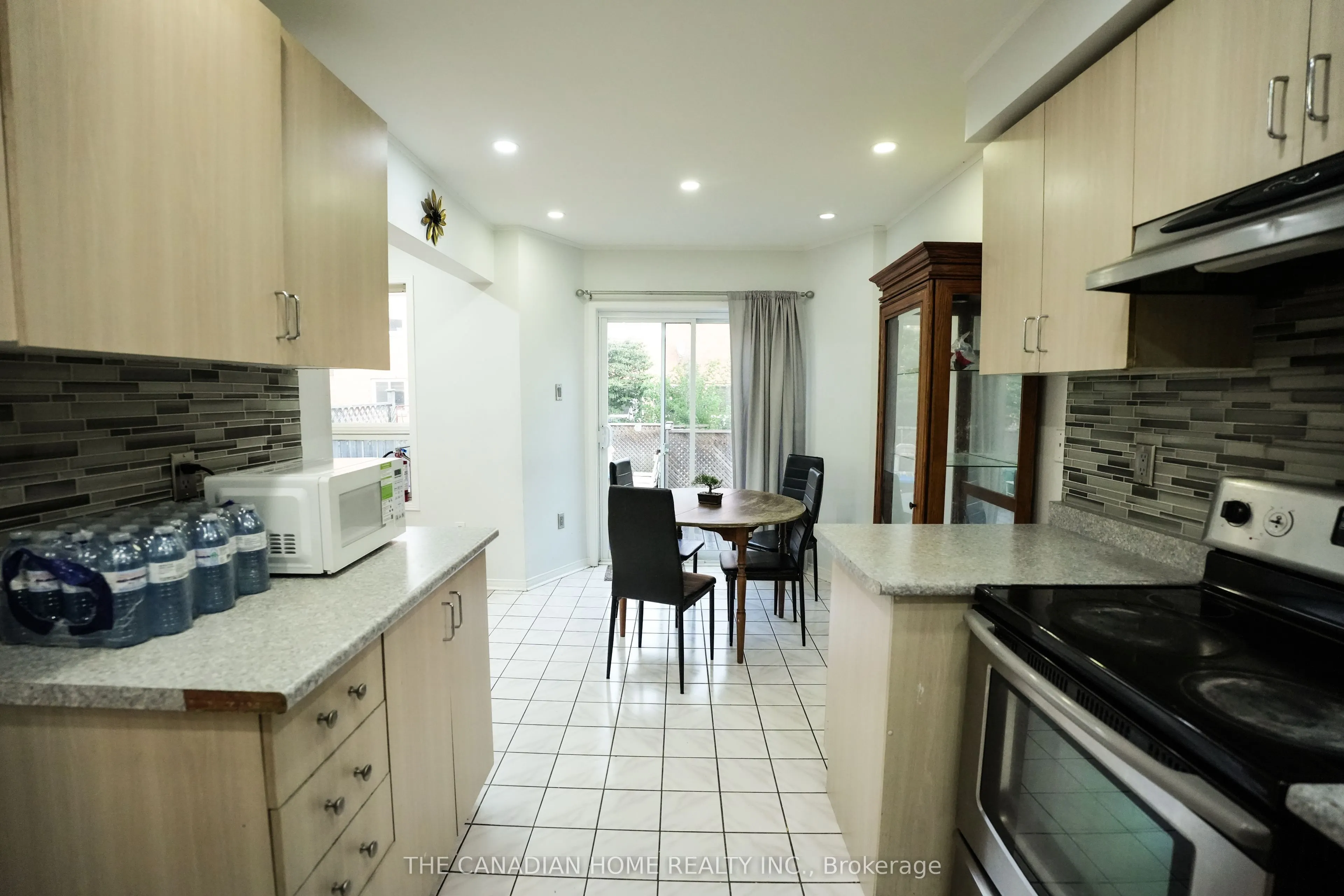 1 Kenwood Drive S, #61