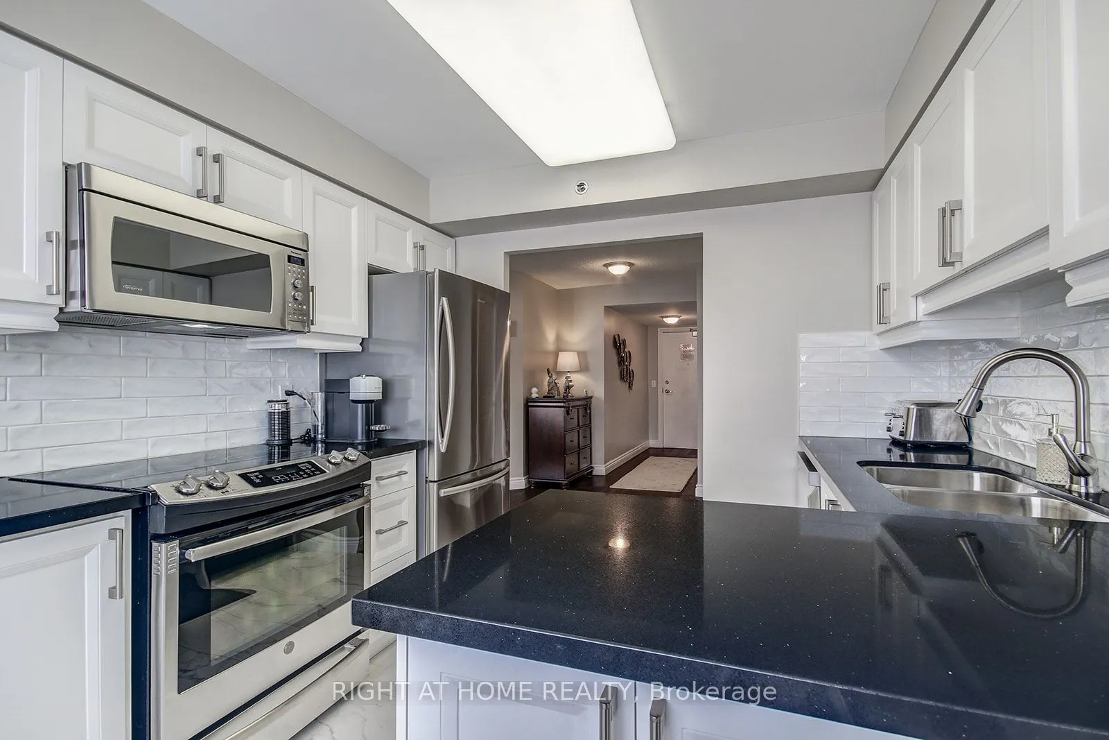 100 Burloak Drive, #1301