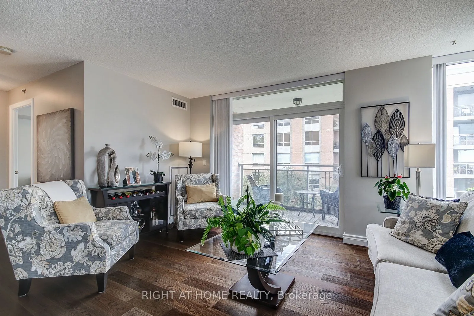 100 Burloak Drive, #1301