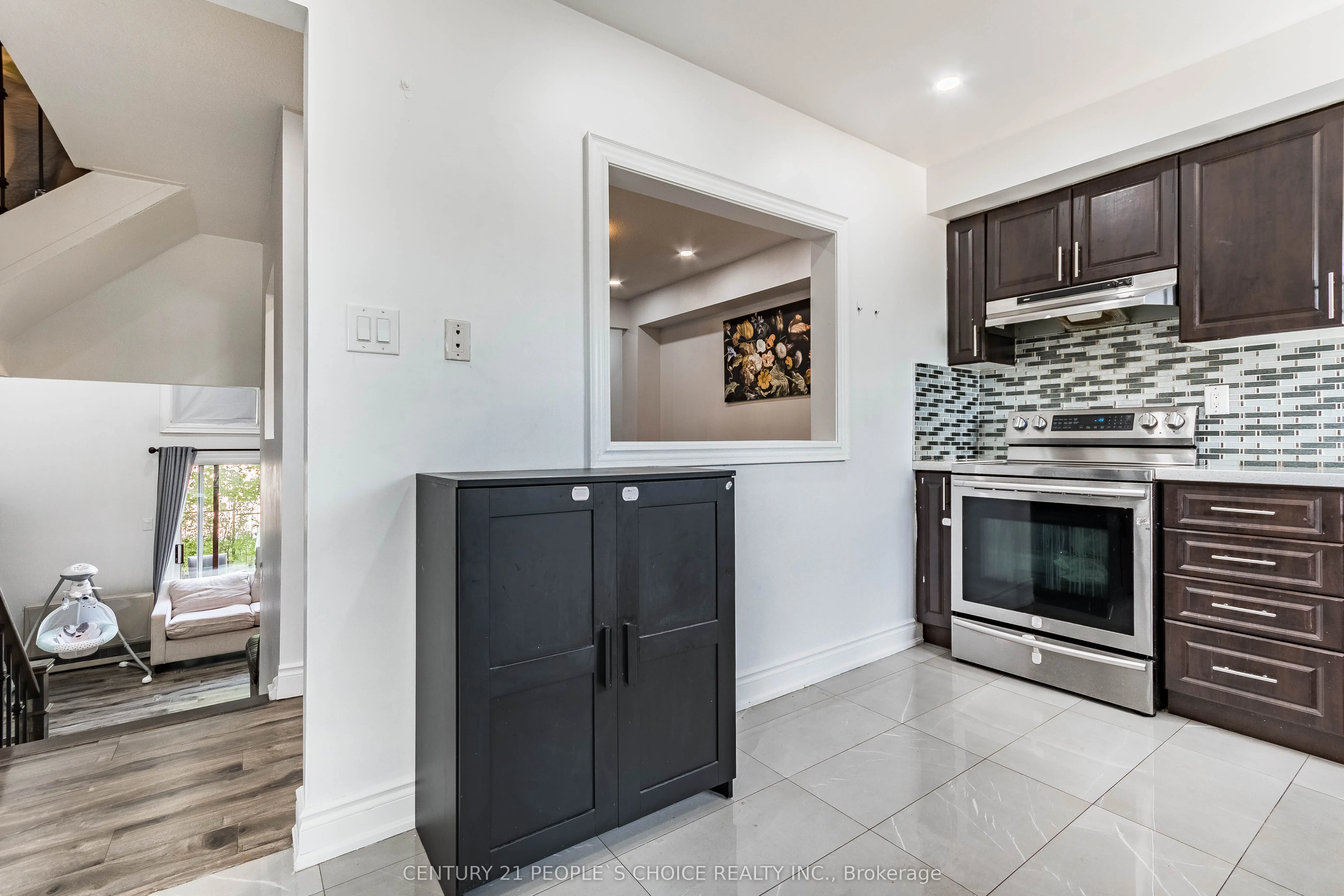 31 Mccallum Court N, #31