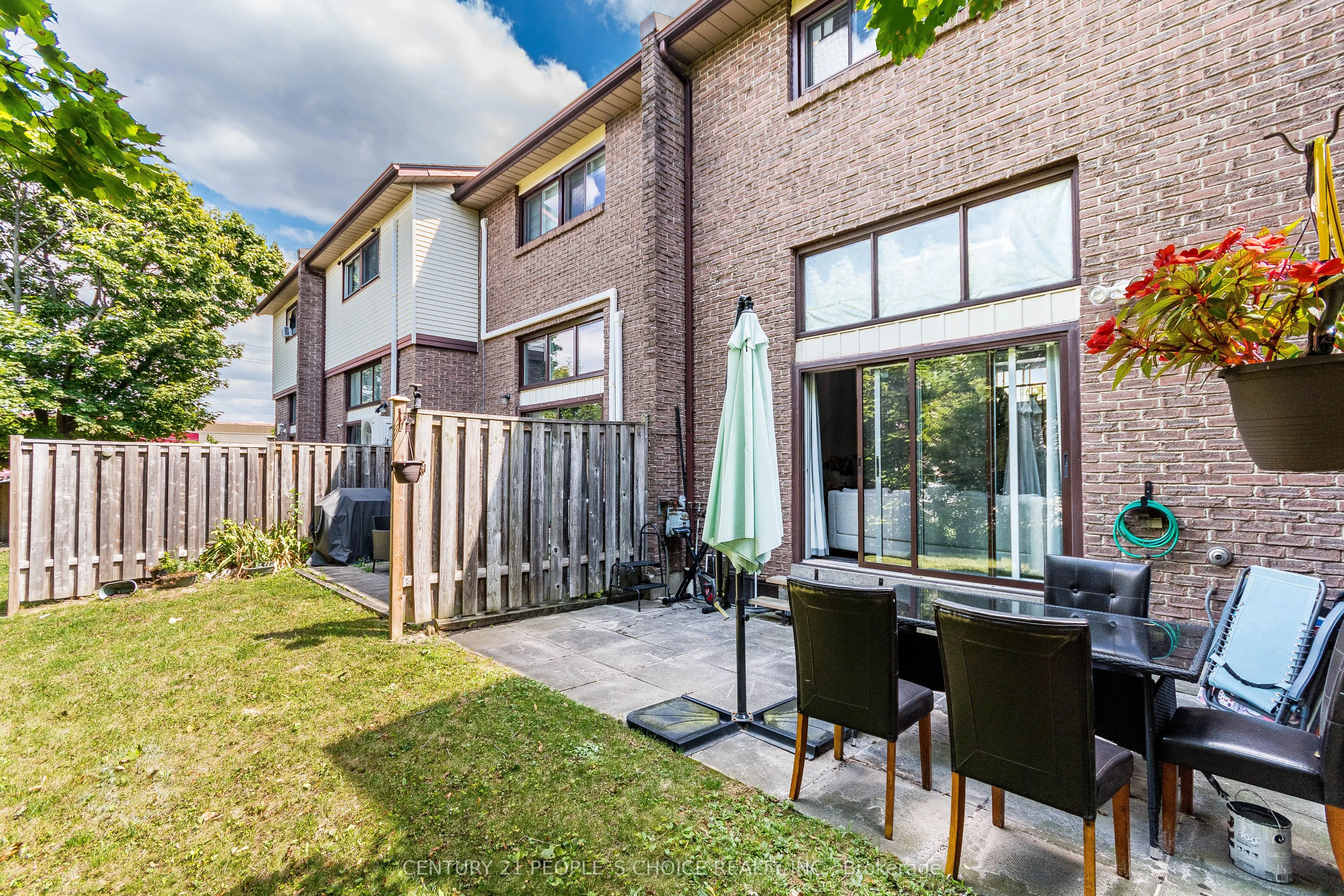 31 Mccallum Court N, #31