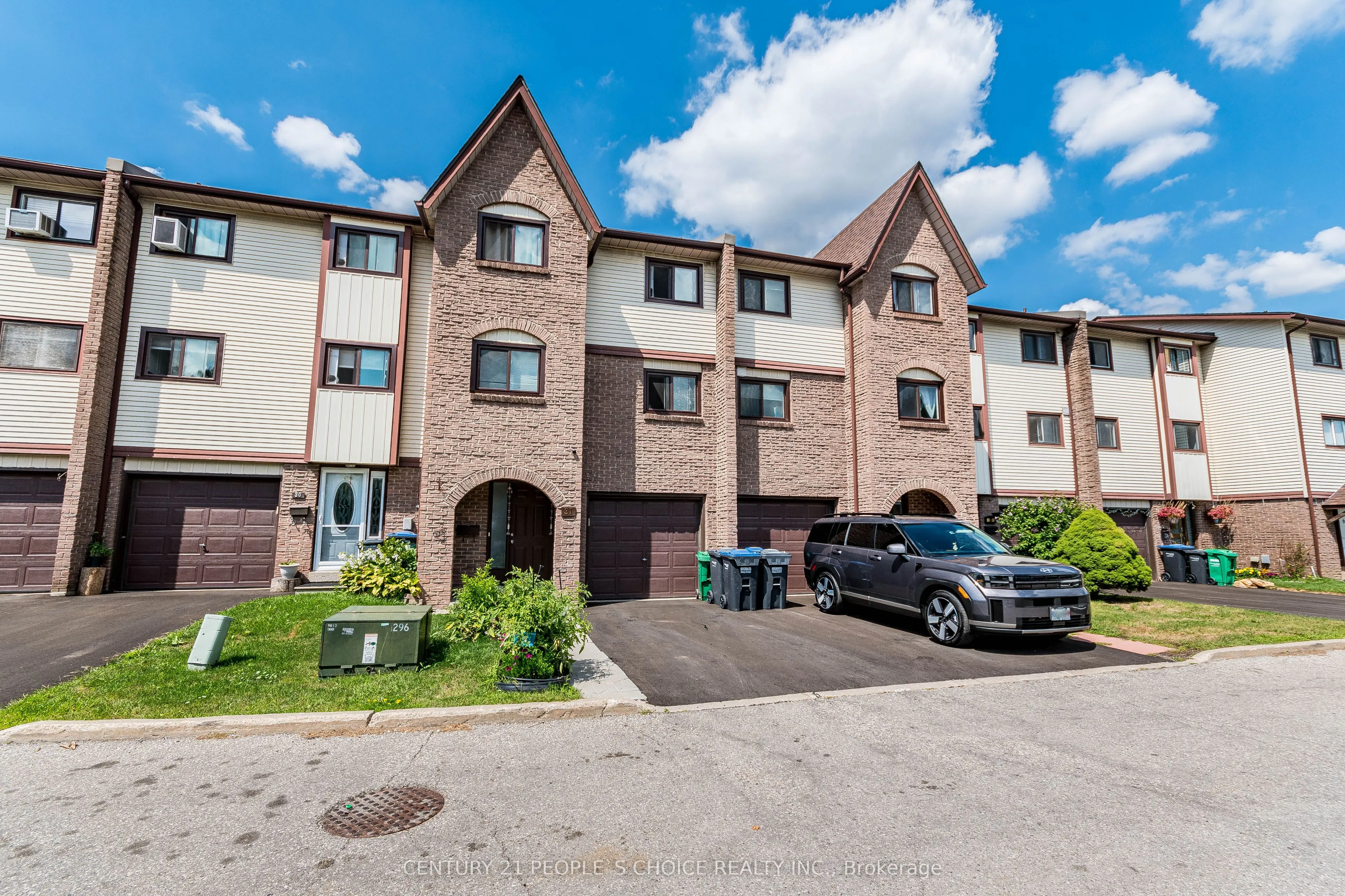 31 Mccallum Court N, #31