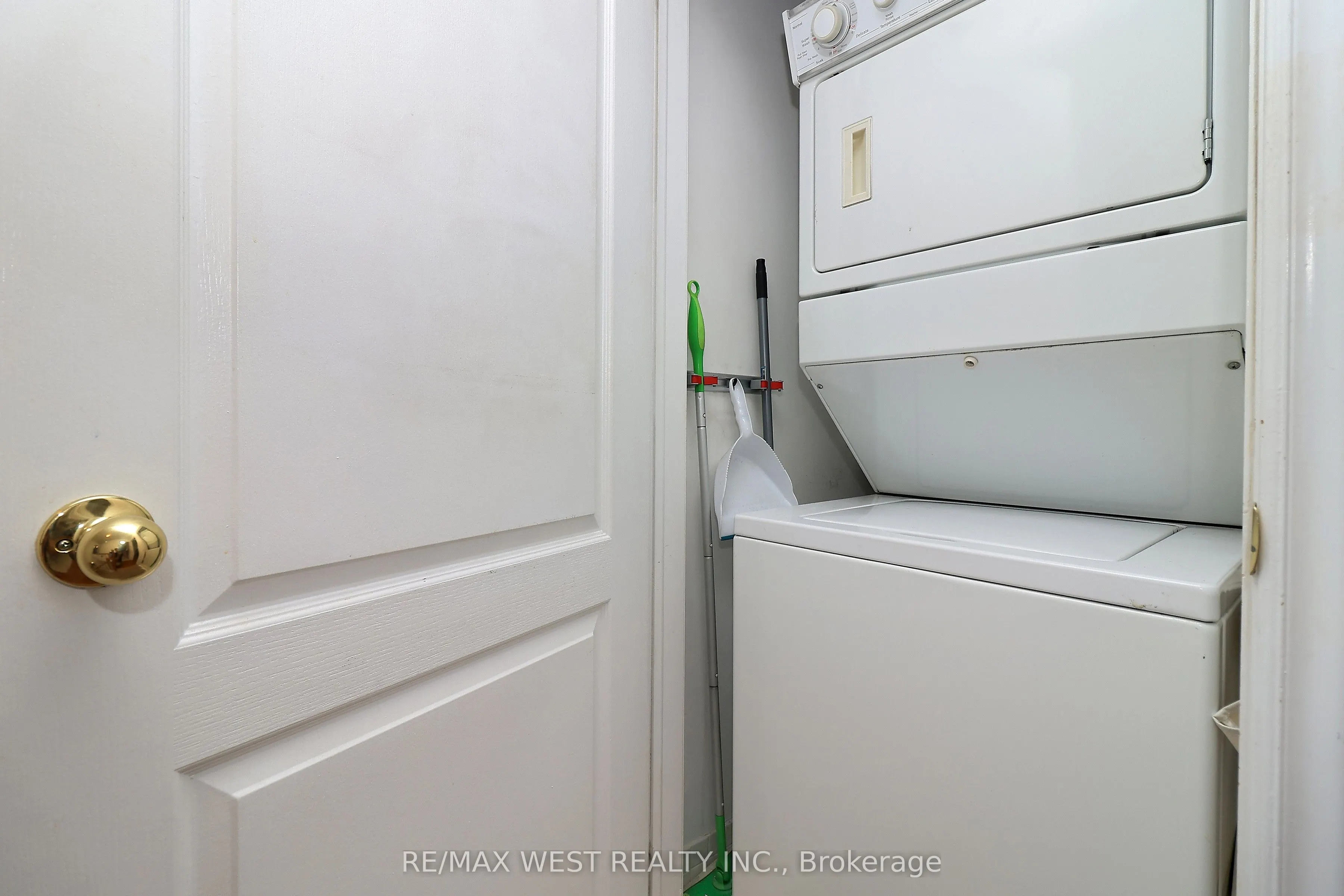 8 James Stock Path, #36