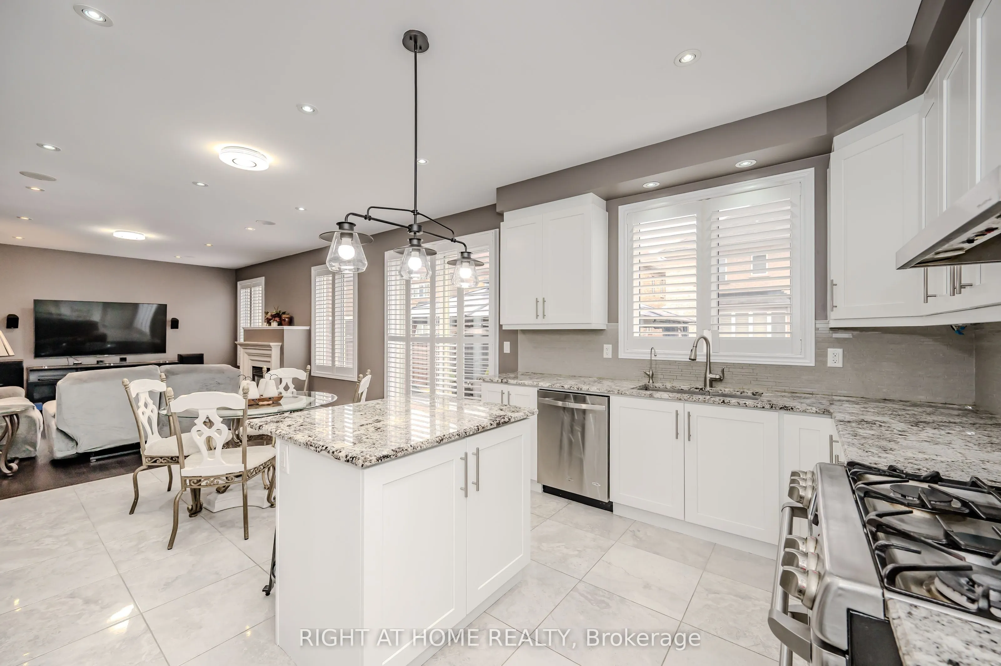64 Kalmia Road