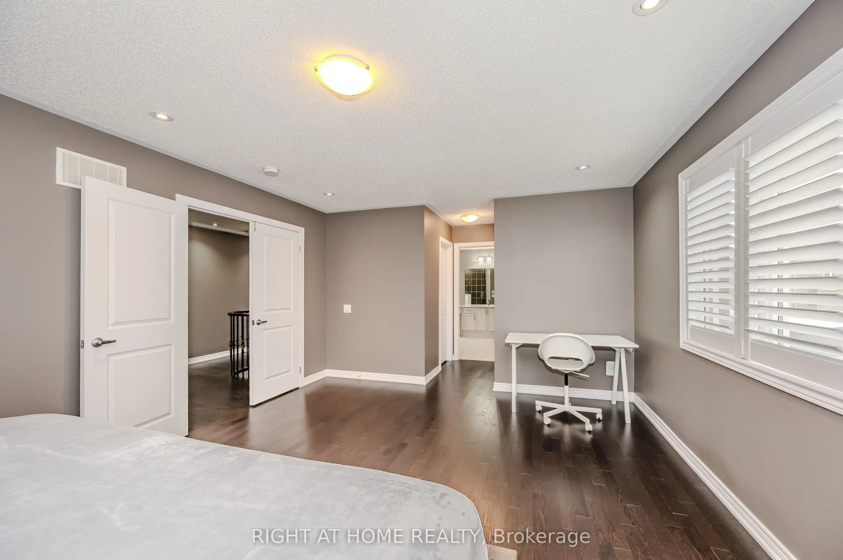 64 Kalmia Road