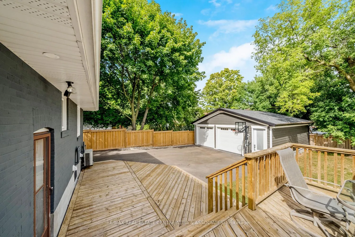 400 Highside Drive