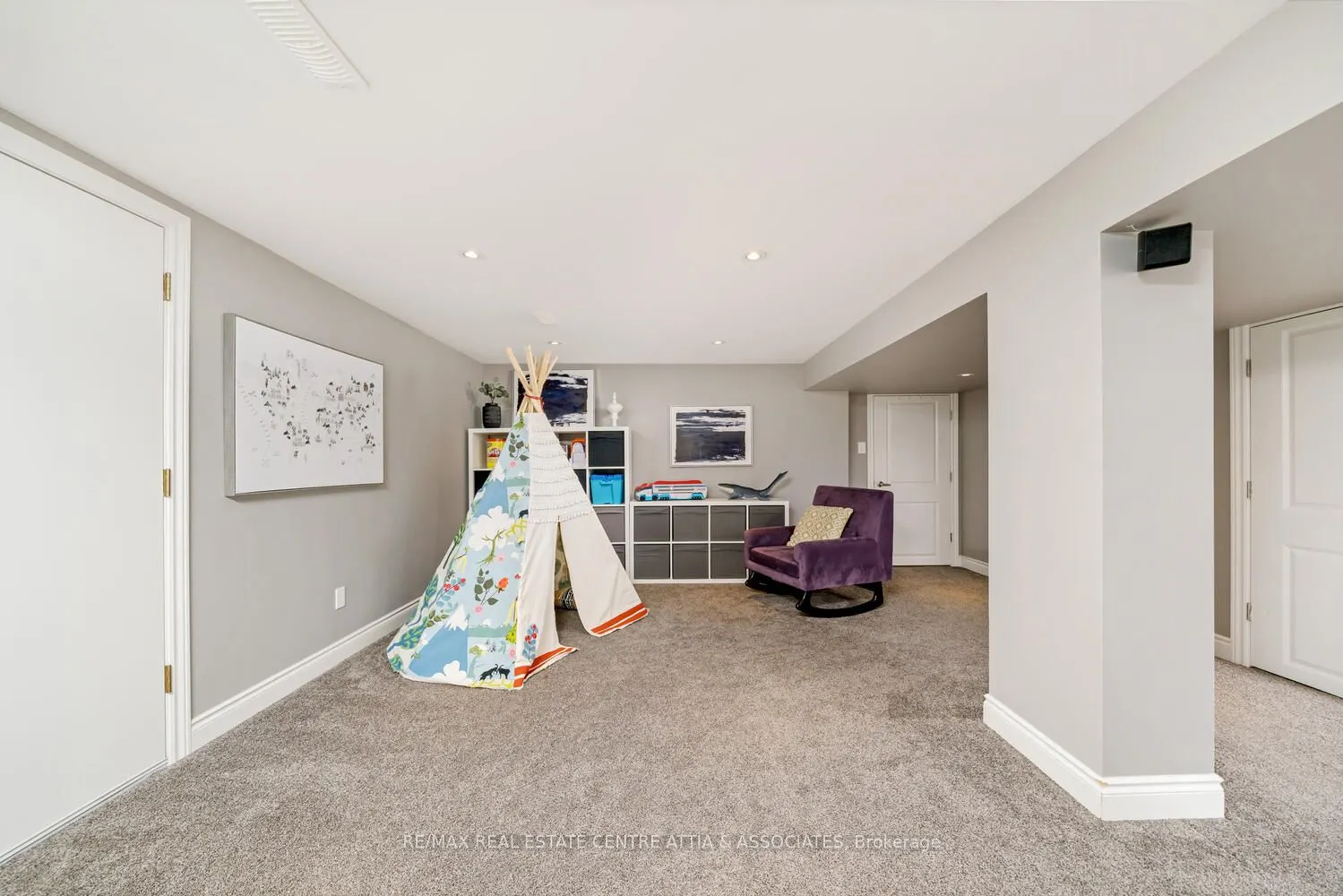 400 Highside Drive