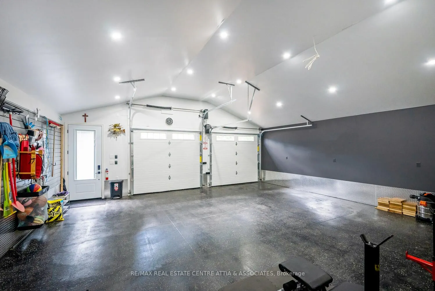 400 Highside Drive