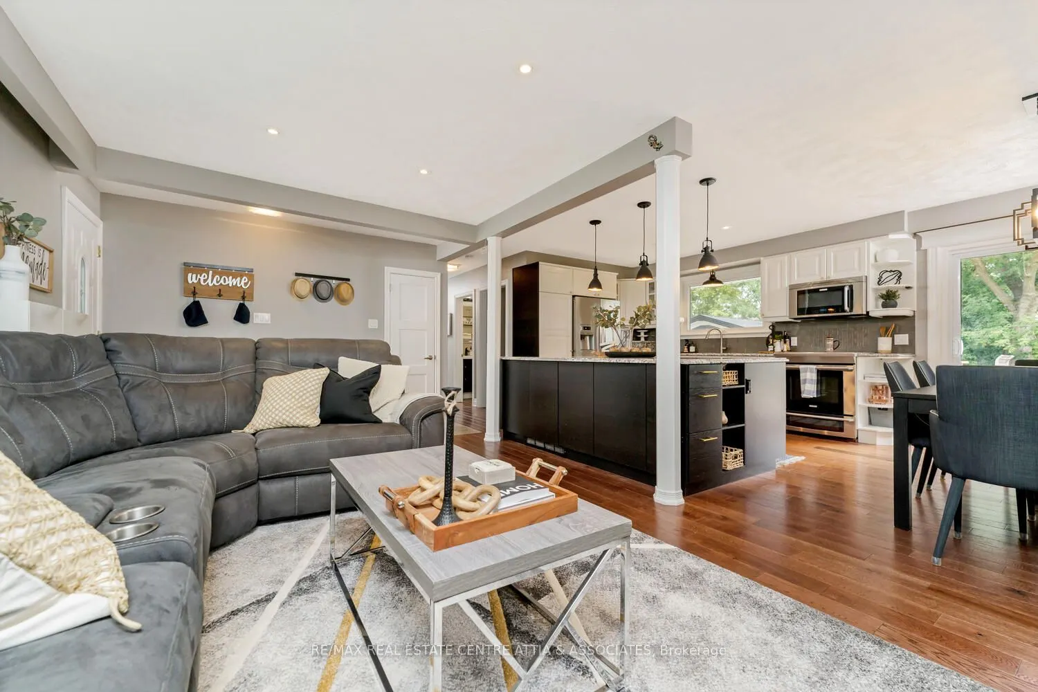 400 Highside Drive