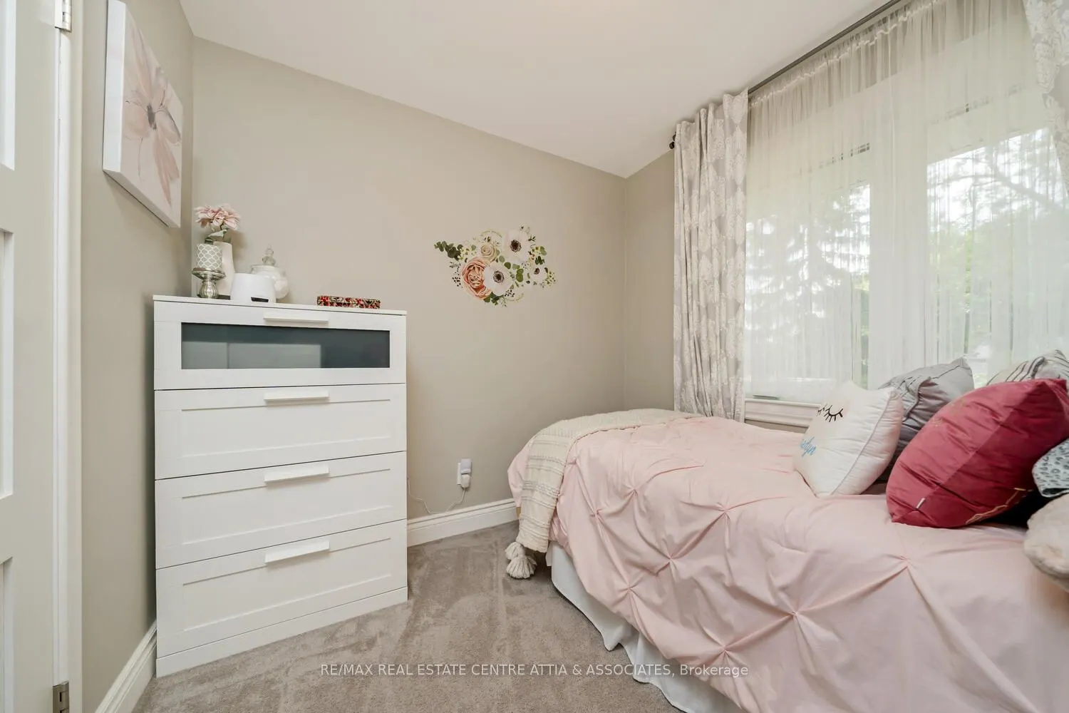 400 Highside Drive
