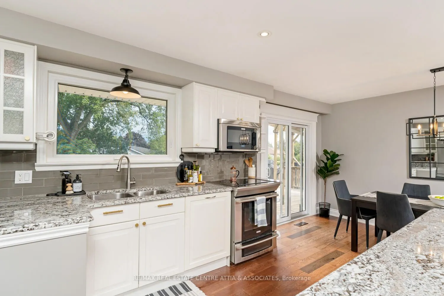 400 Highside Drive