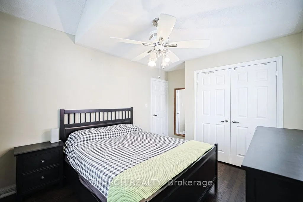 3526 Eglinton Avenue W