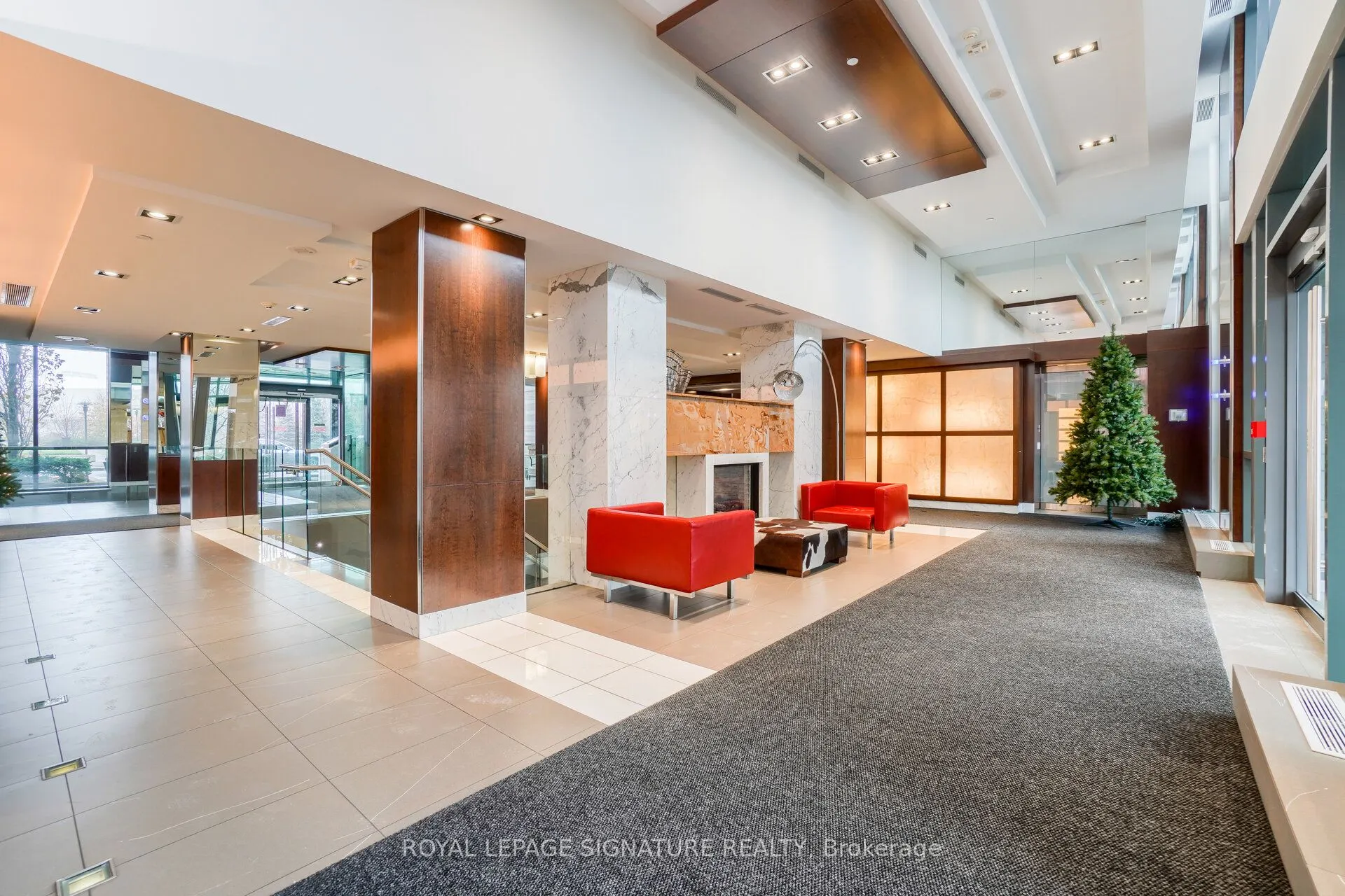 225 Sherway Gardens Road, #704