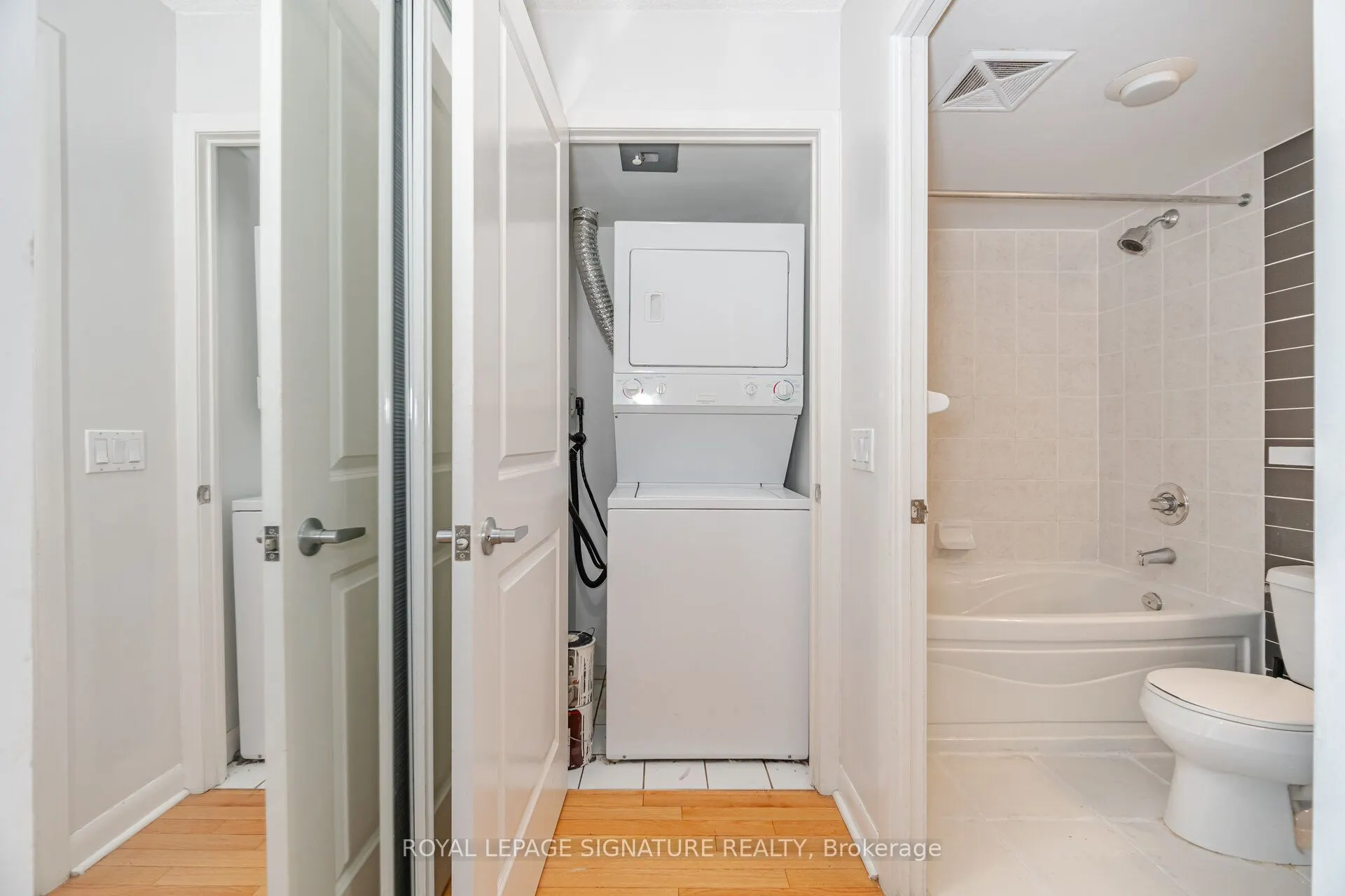 225 Sherway Gardens Road, #704