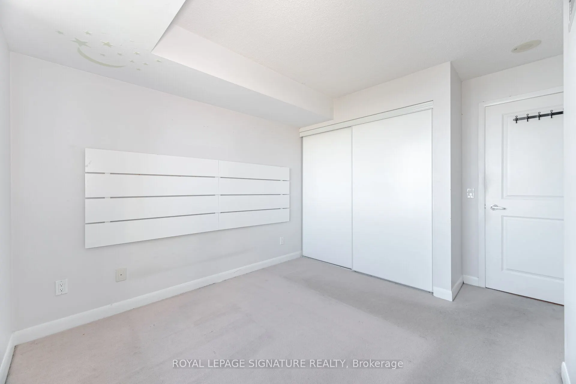 225 Sherway Gardens Road, #704