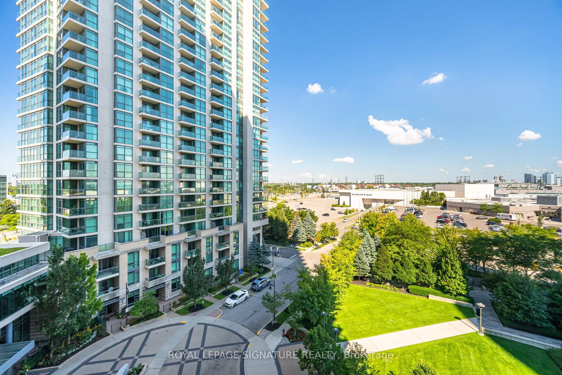 225 Sherway Gardens Road, #704