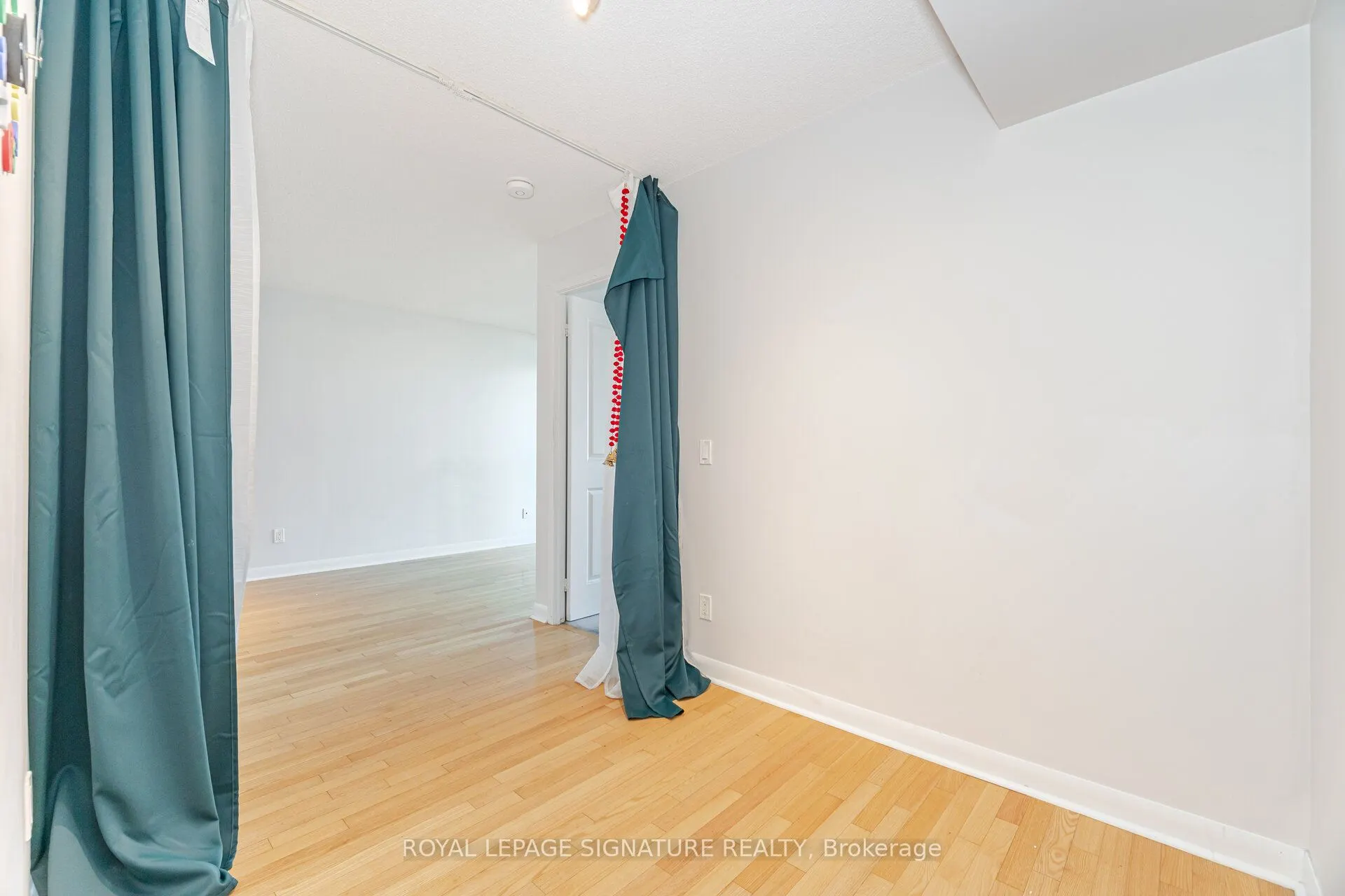 225 Sherway Gardens Road, #704