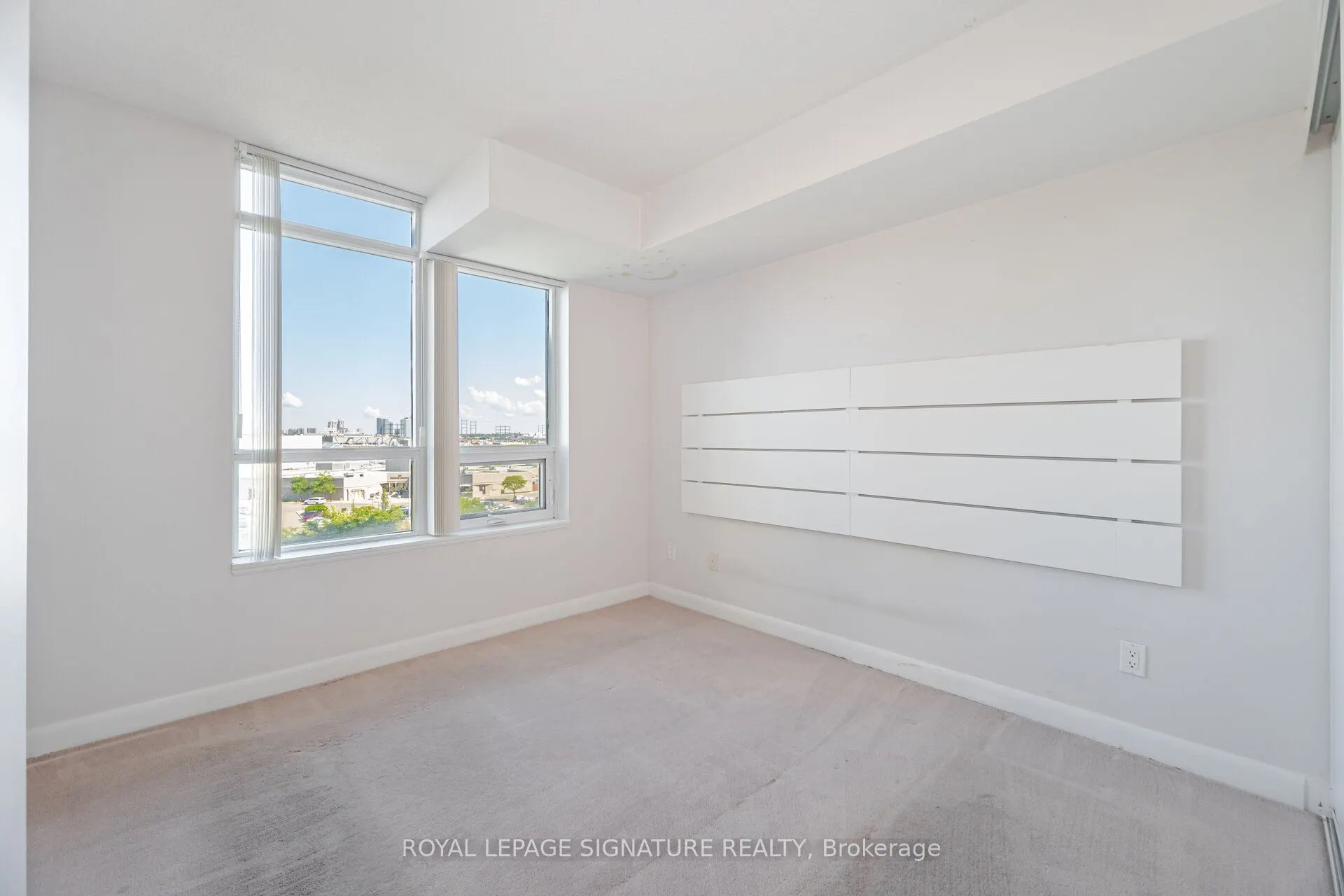 225 Sherway Gardens Road, #704