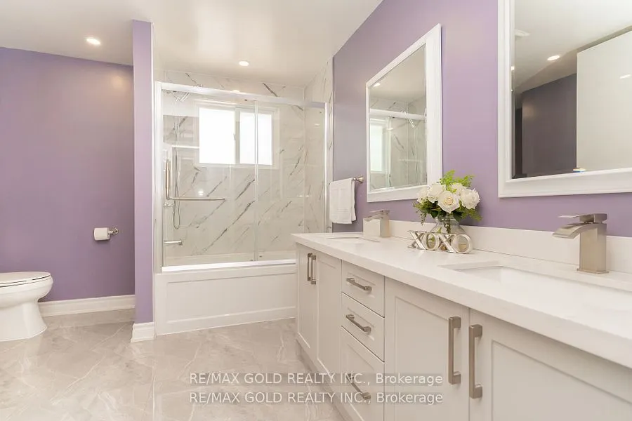 10 Brookdale Crescent
