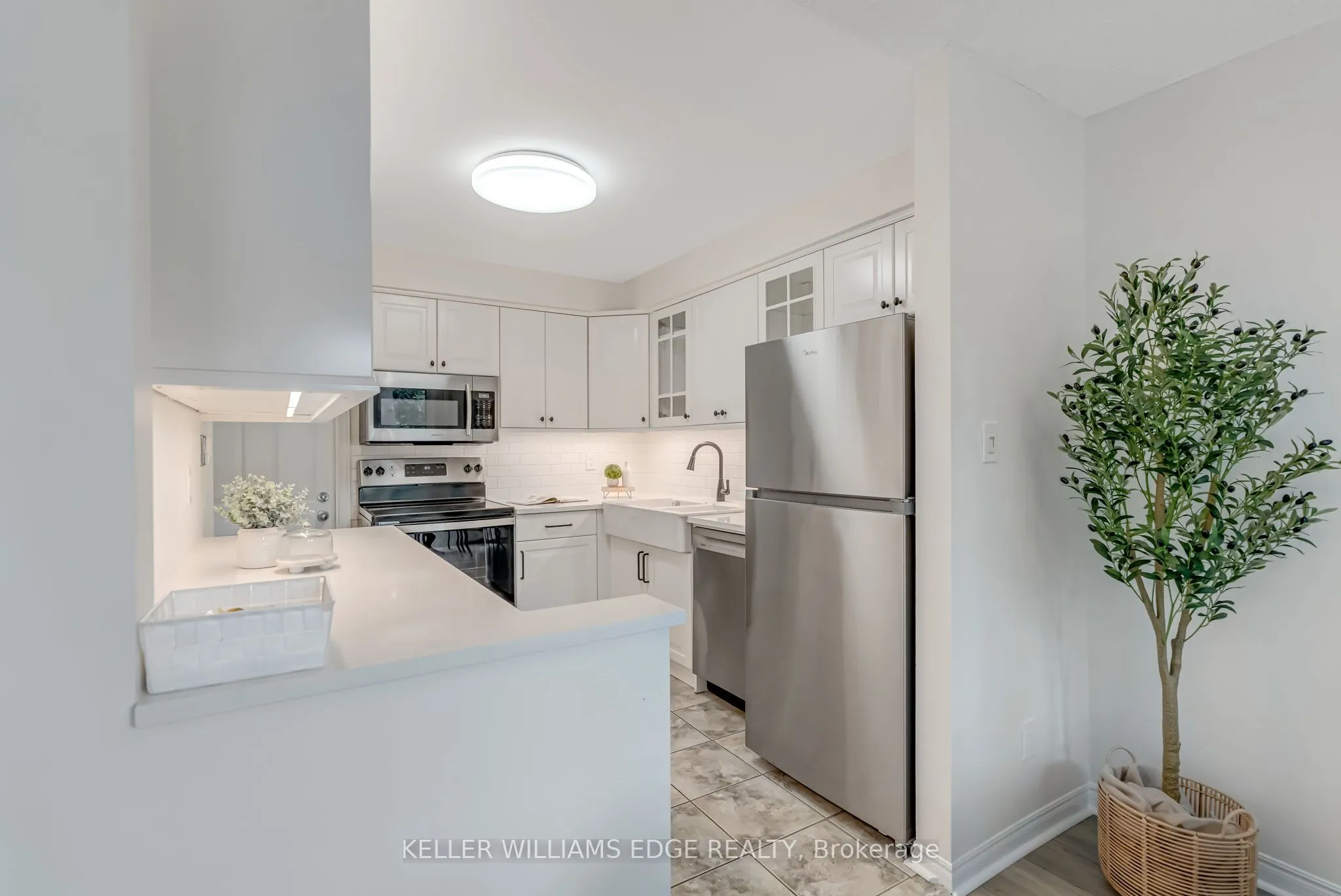 1232 Guelph Line, #7