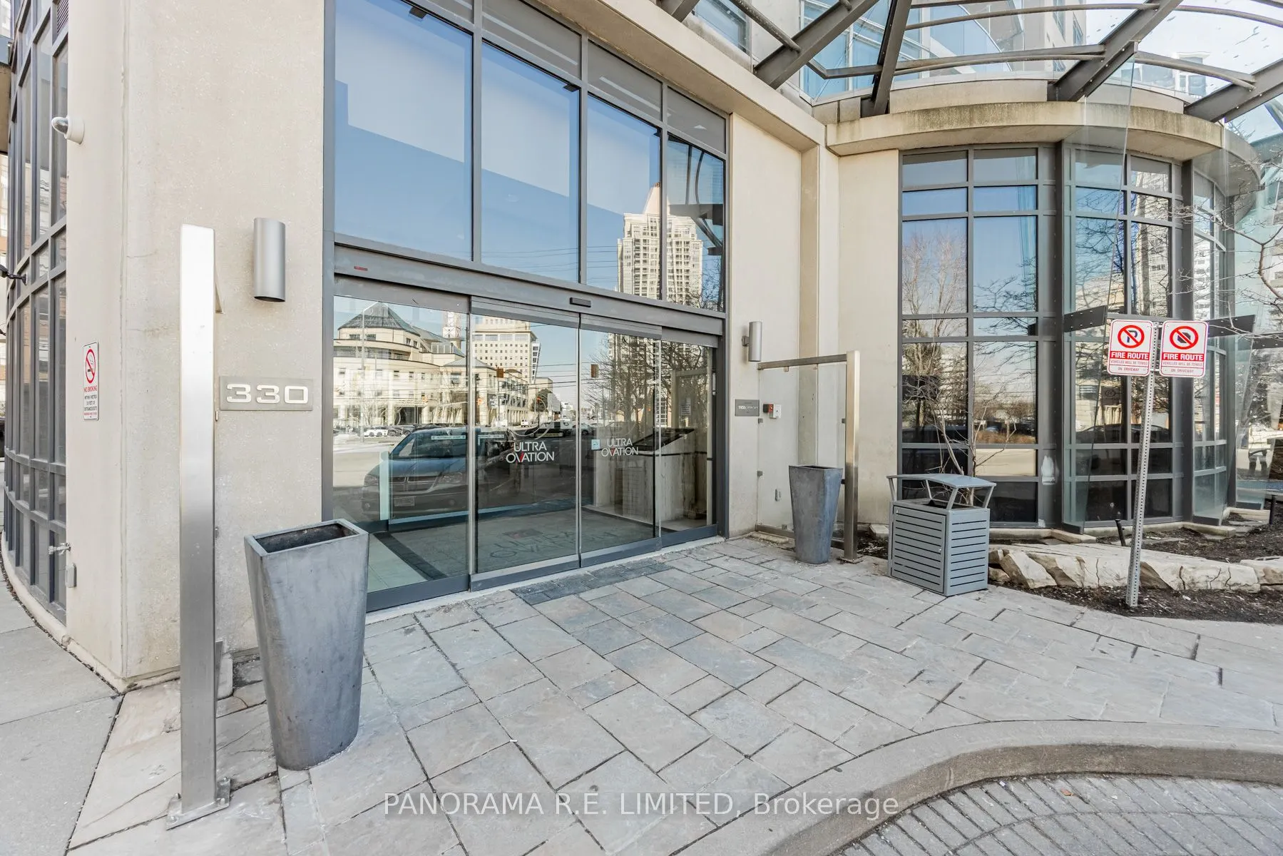 330 Burnhamthorpe Road W, #203