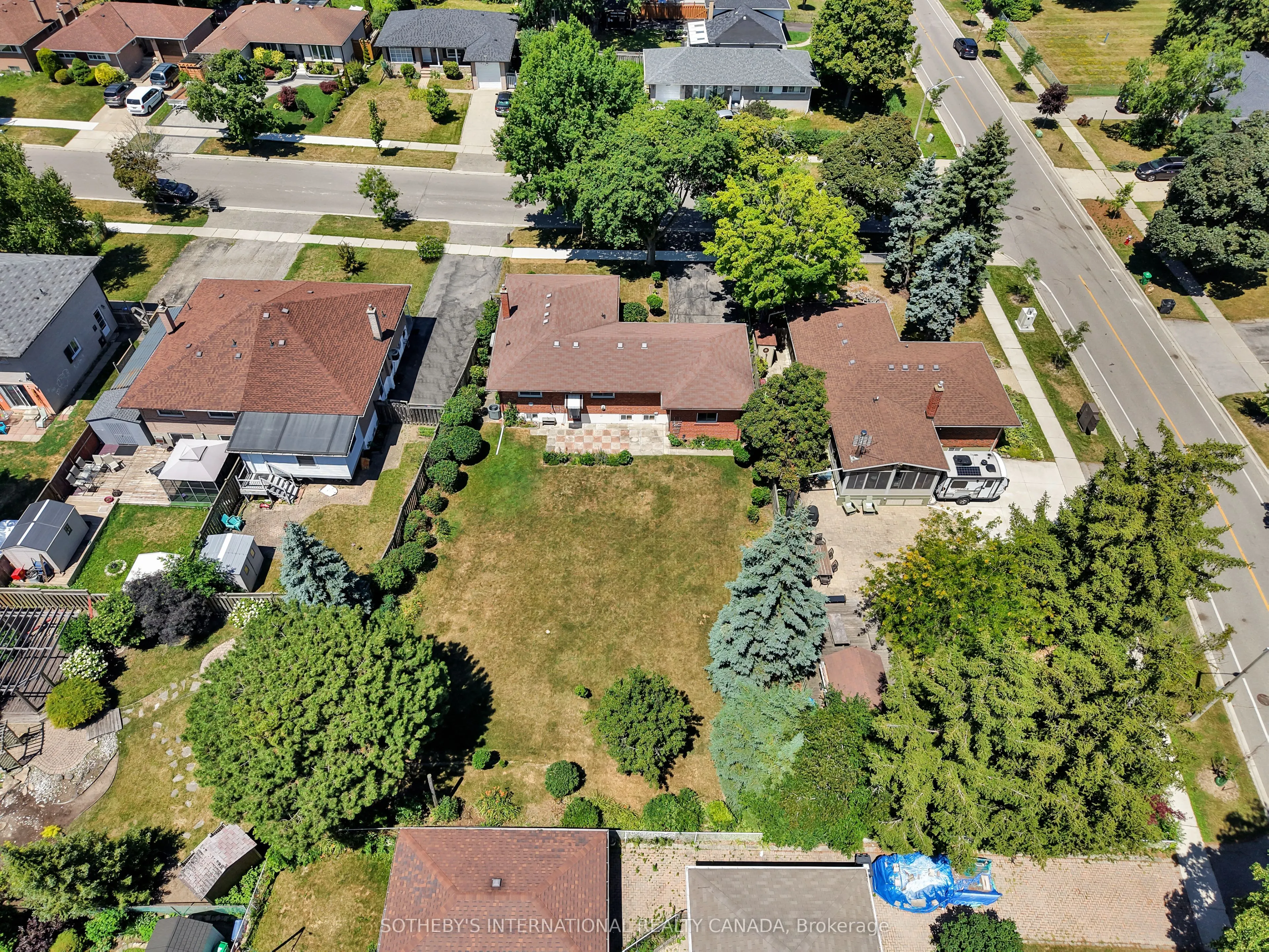 2506 Constable Road