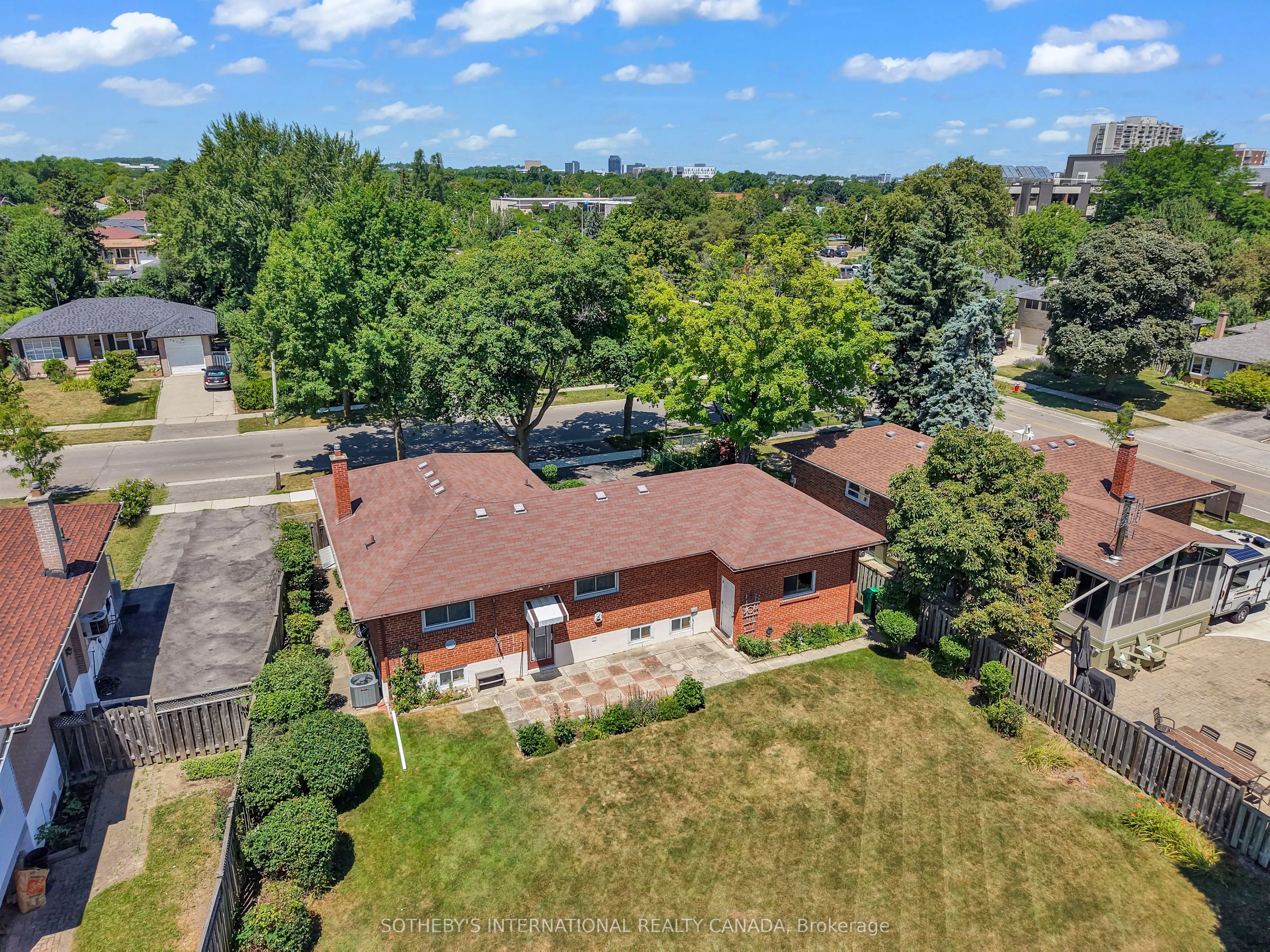 2506 Constable Road