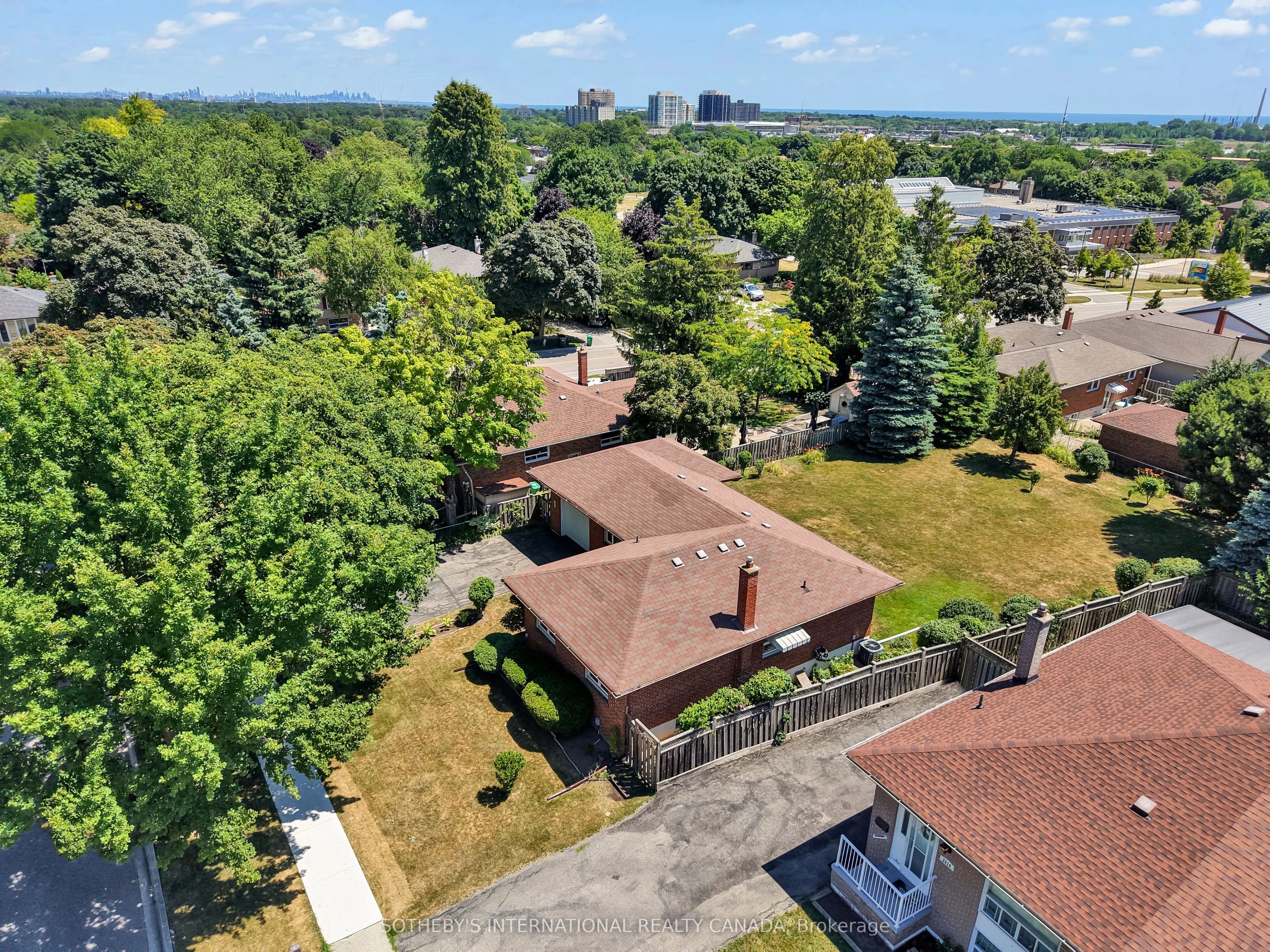 2506 Constable Road