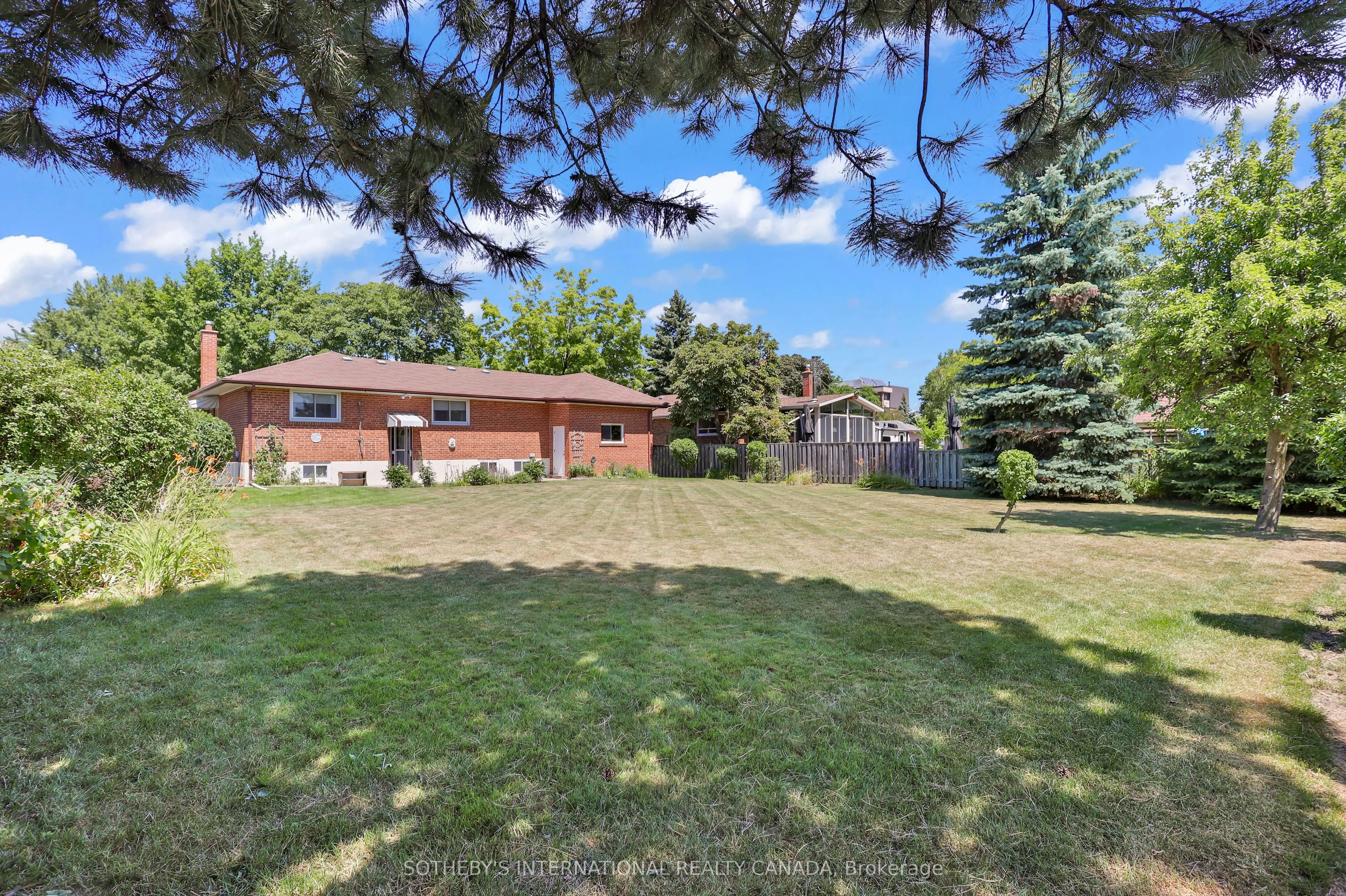2506 Constable Road