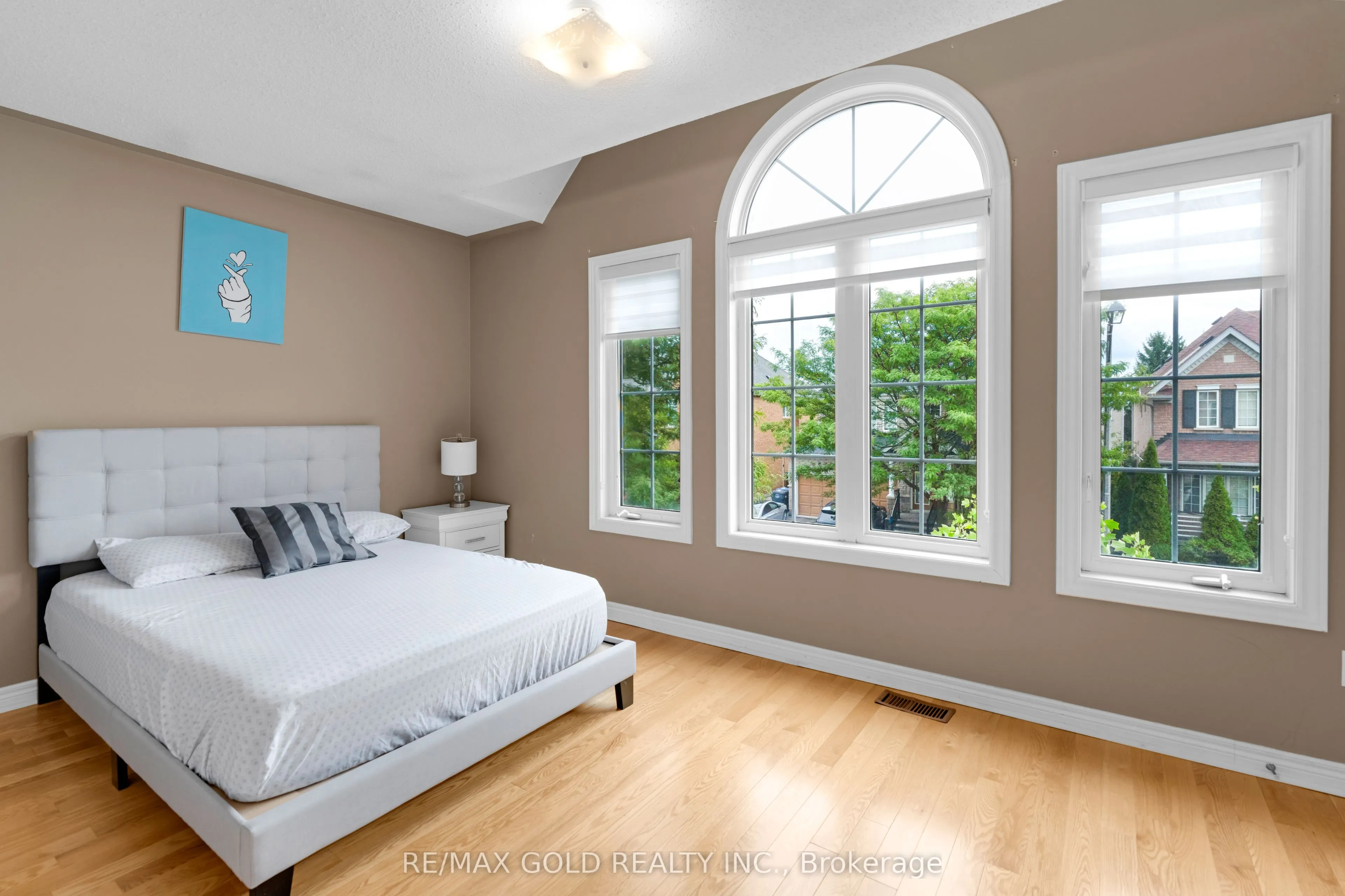 10 Morgandale Road