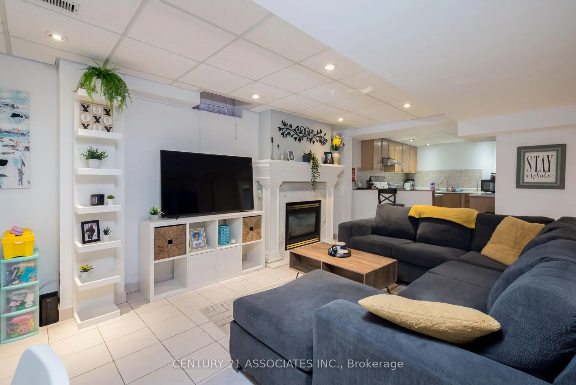 5351 Quartermain Crescent