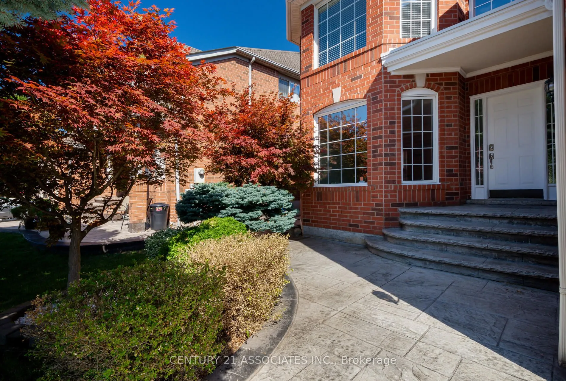 5351 Quartermain Crescent