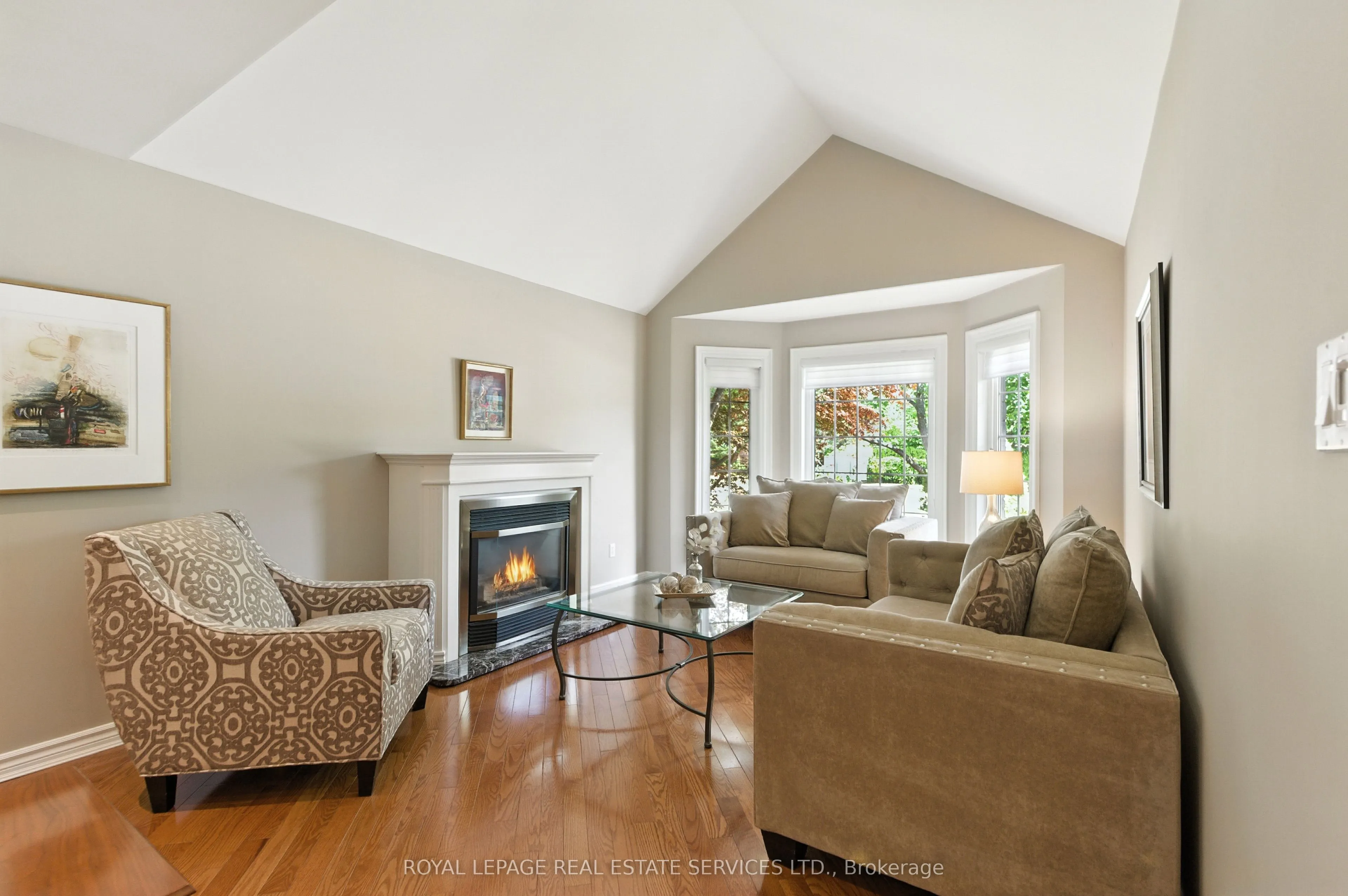2224 Brays Lane