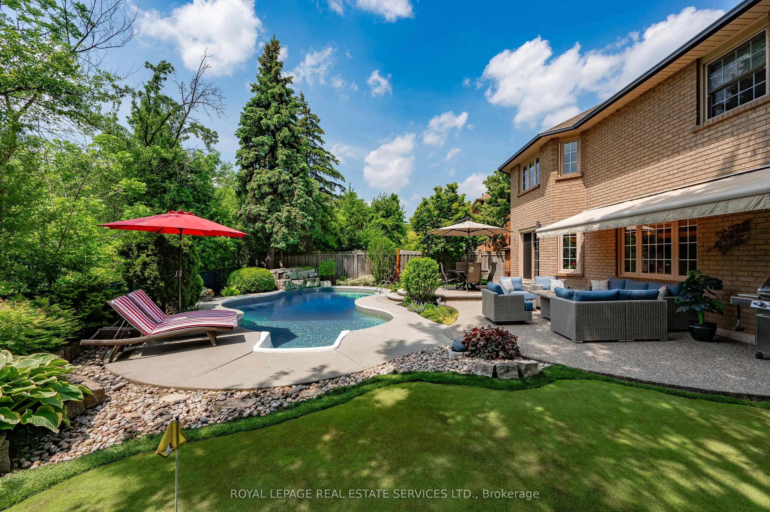 2224 Brays Lane