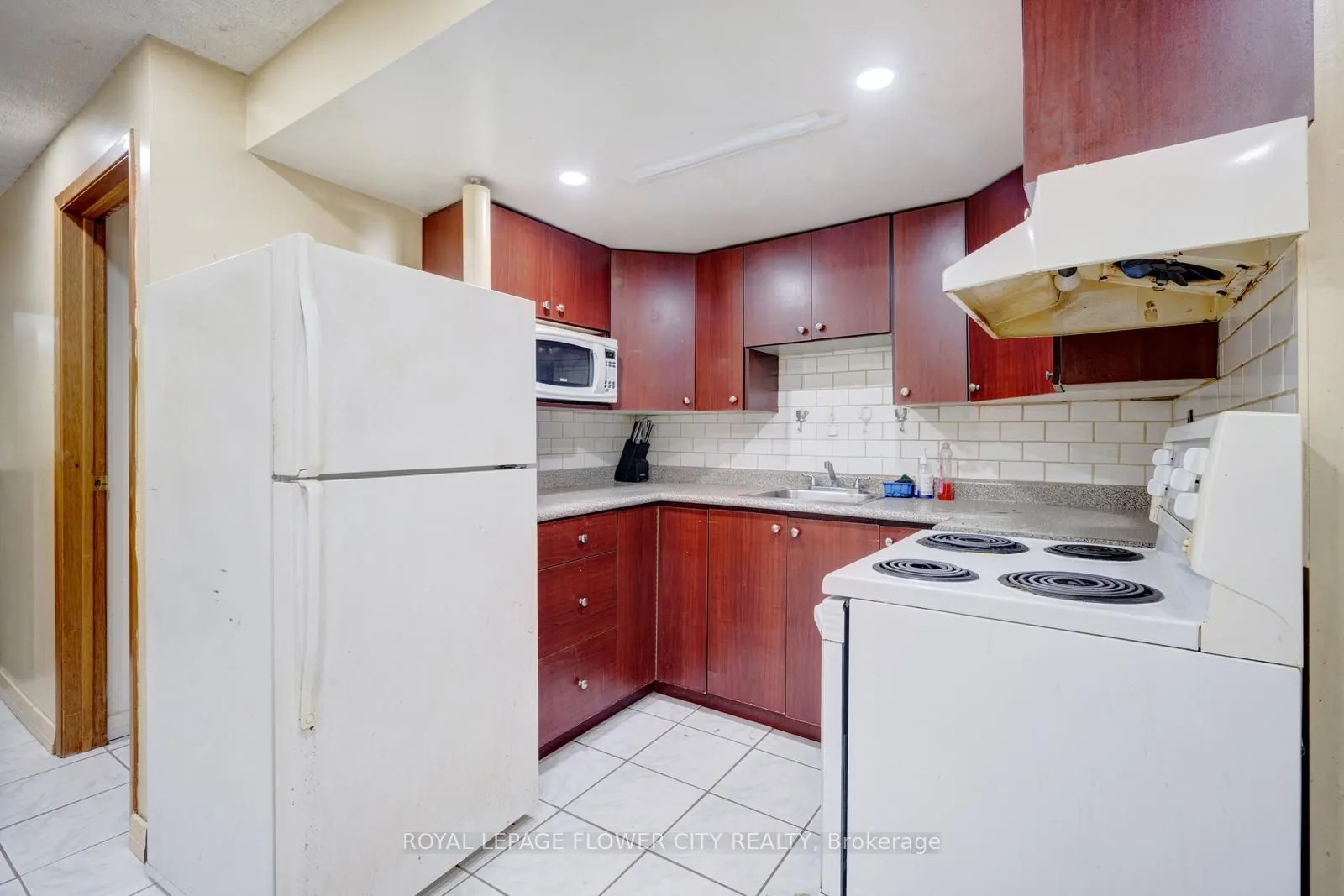 27 Denlow Drive