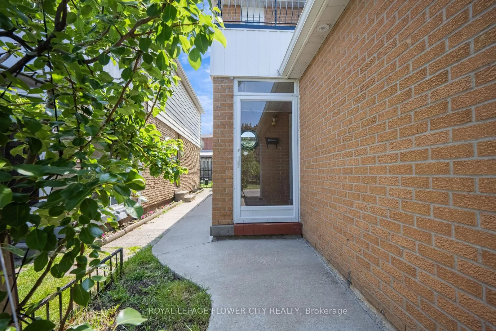 27 Denlow Drive
