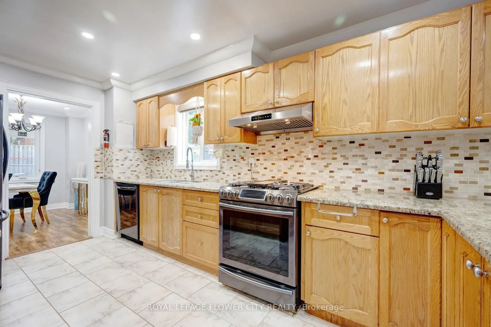 27 Denlow Drive