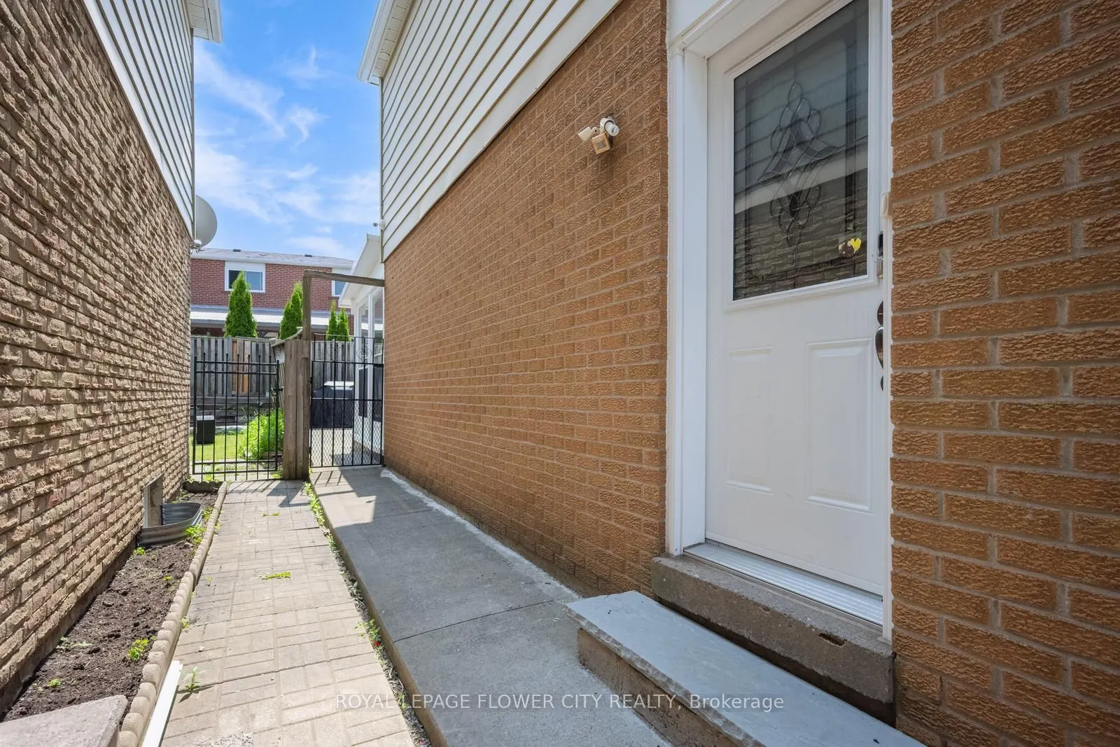 27 Denlow Drive